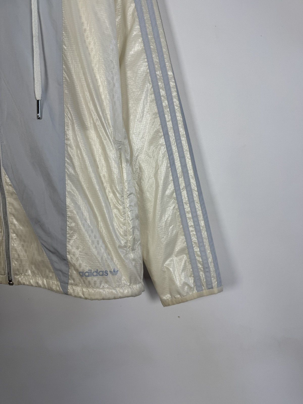 Adidas Adidas Original Nylon Jacket Lightweight Windbreaker Size 50 Size US M / EU 48-50 / 2 - 5 Thumbnail