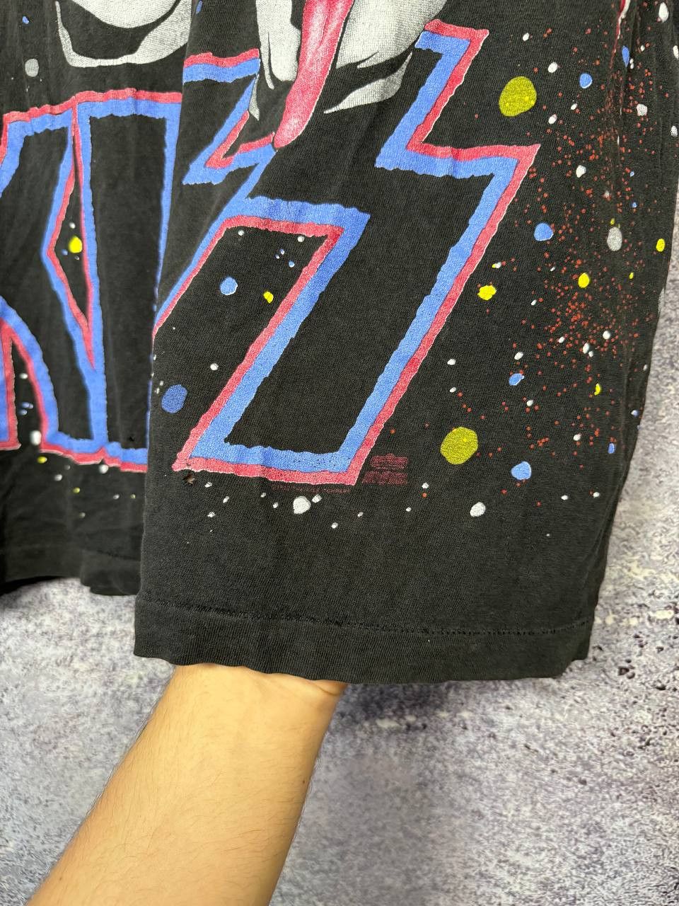 Band Tees × Hanes 1992 Vintage KISS T-Shirt Faces AOP Hanes Winterland Concert Size US L / EU 52-54 / 3 - 19 Thumbnail