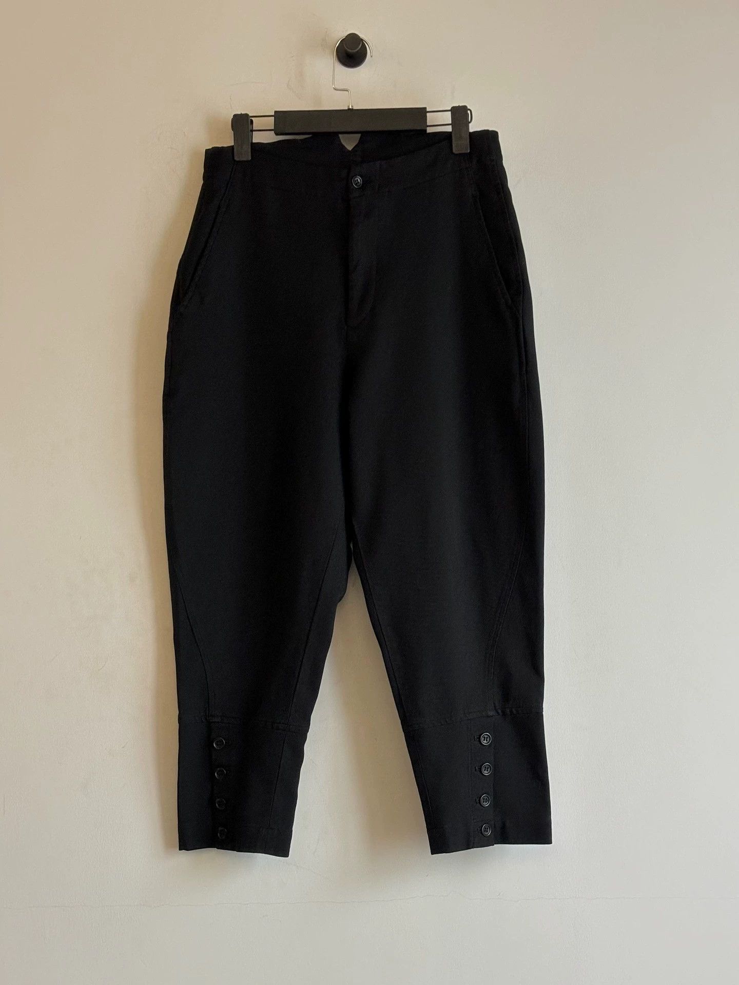 Comme des Garcons CDG 2008 BLACK 9" Cropped Trousers S Size US 29 - 1 Thumbnail