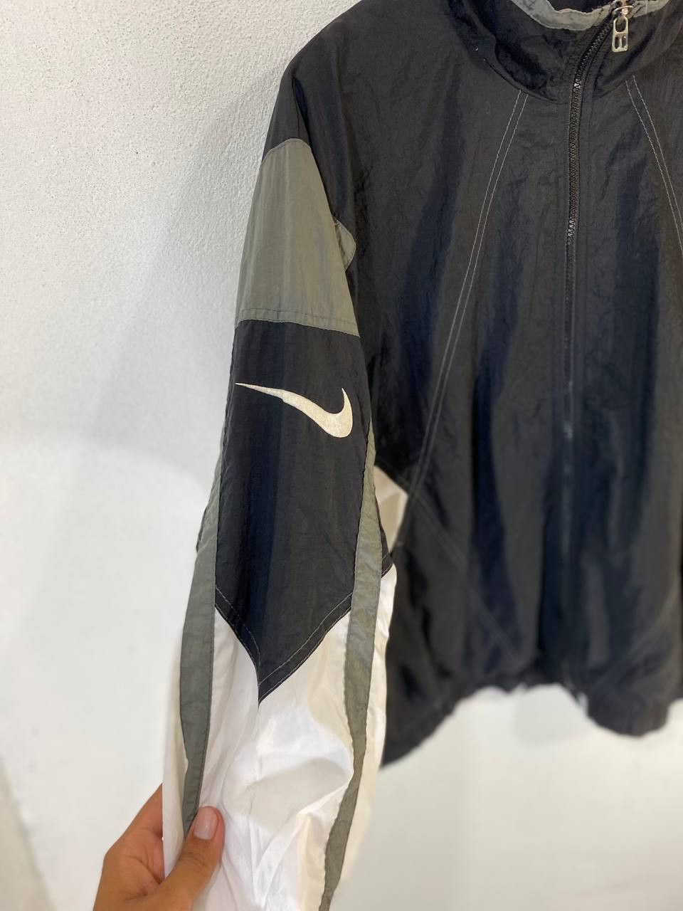 Nike vintage 90s nike light jacket nice design Size US M / EU 48-50 / 2 - 3 Thumbnail
