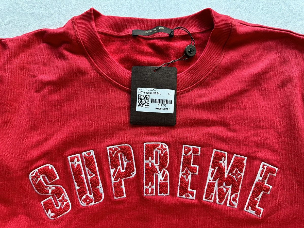 Louis Vuitton × Supreme Louis Vuitton Supreme Arc Logo Crewneck Sweatshirt Red sz 4L Size US XXL / EU 58 / 5 - 5 Thumbnail