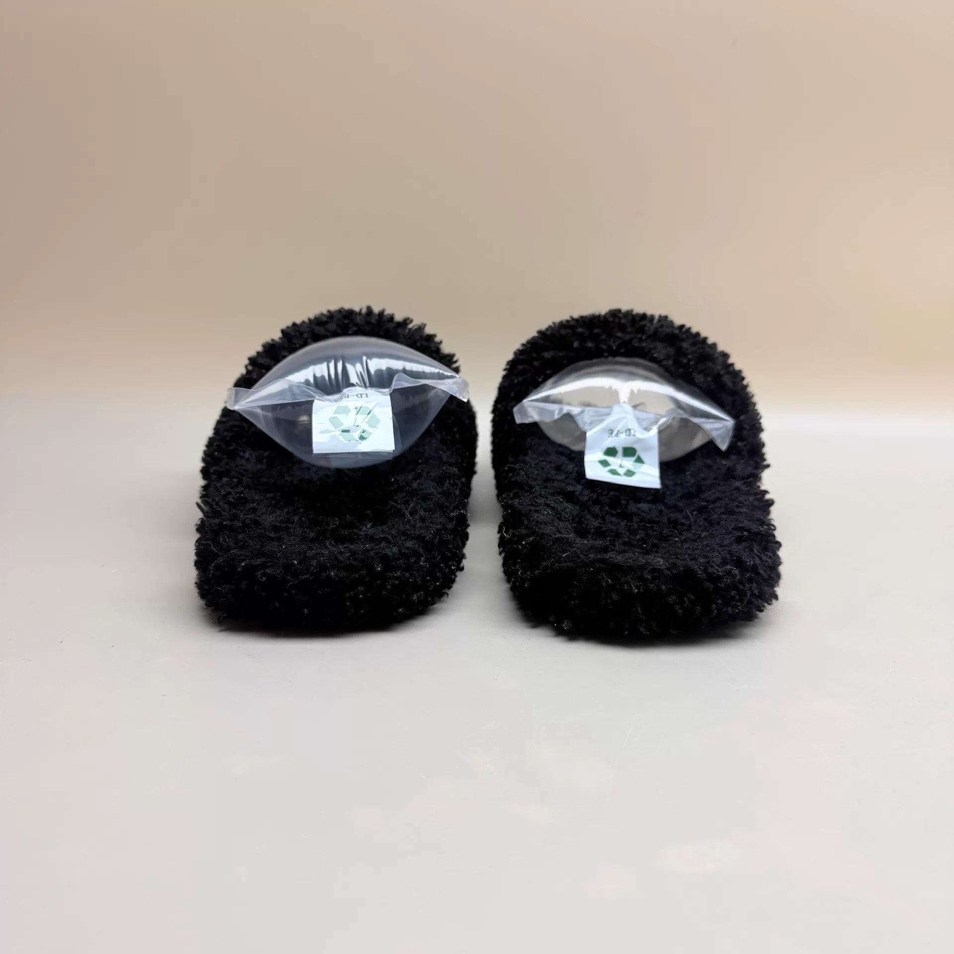 Balenciaga Balenciaga Black Cola Faux Fur Slippers 35 95 New Size US 4.5 / IT 34.5 - 3 Thumbnail