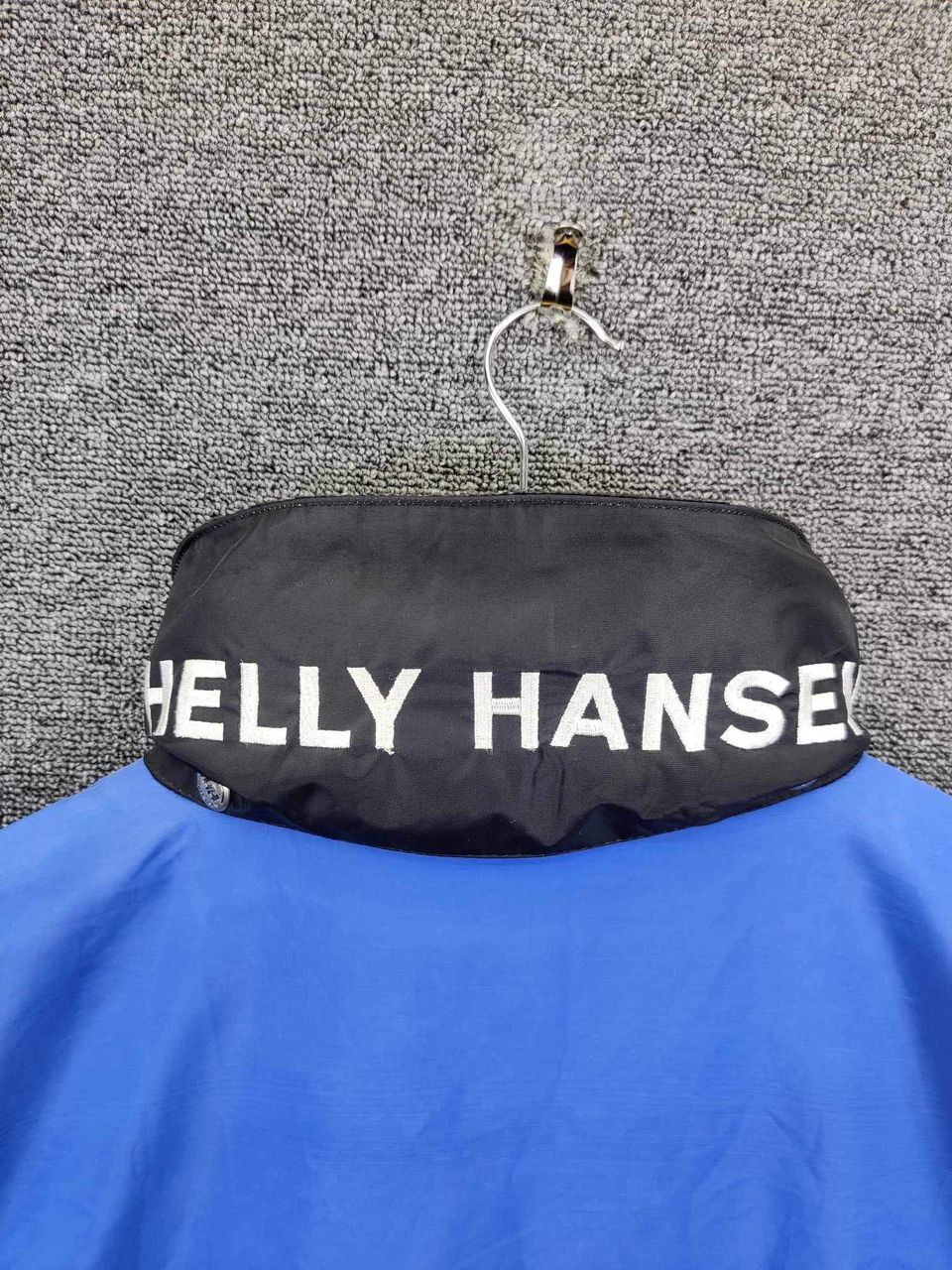 Helly Hansen Vintage Helly Hansen Waterproof Windbreaker Jacket Size US M / EU 48-50 / 2 - 7 Thumbnail