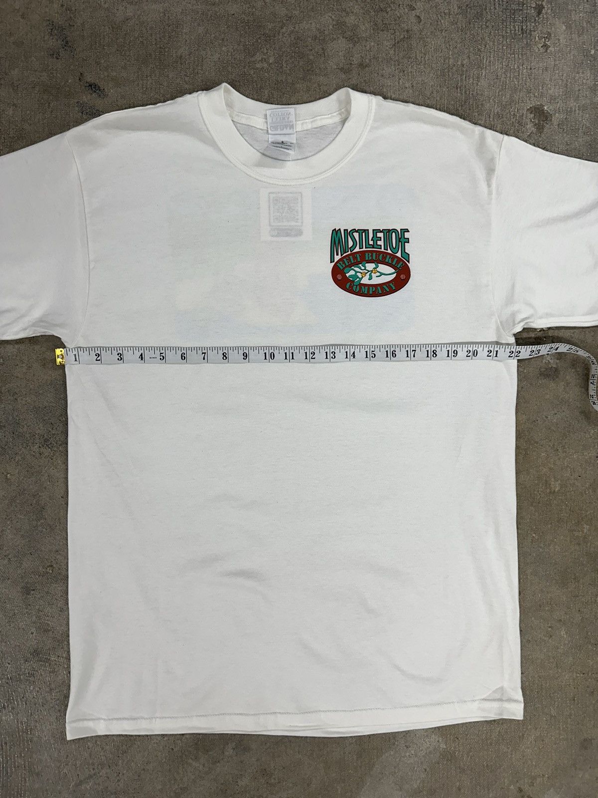 Gildan × Vintage Vintage 90s Mistletoe Belt Company Graphic Fishing T-Shirt Size US L / EU 52-54 / 3 - 11 Thumbnail