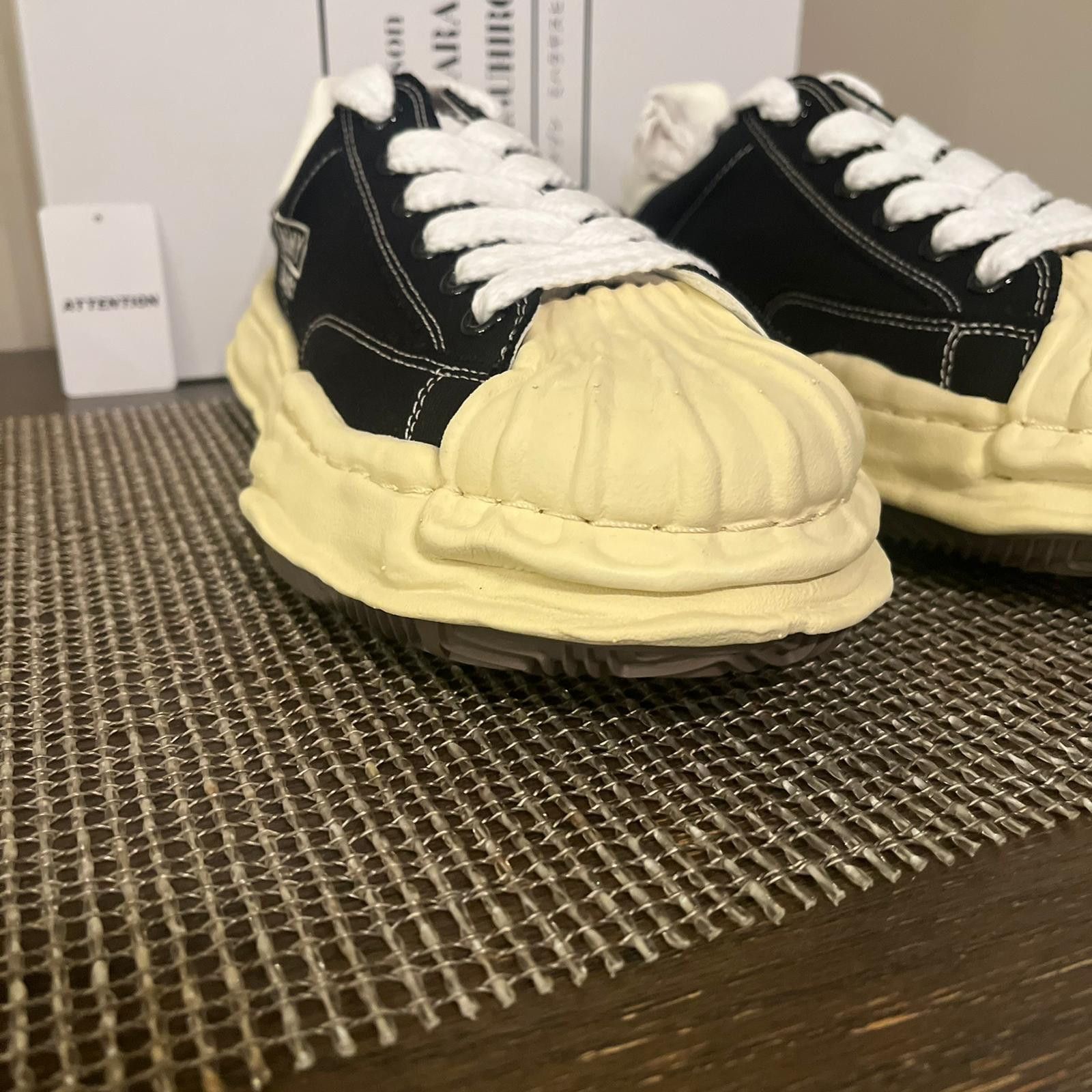 Maison MIHARA YASUHIRO Low Top Blakely Sneakers in Black Size US 9 / EU 42 - 13 Thumbnail