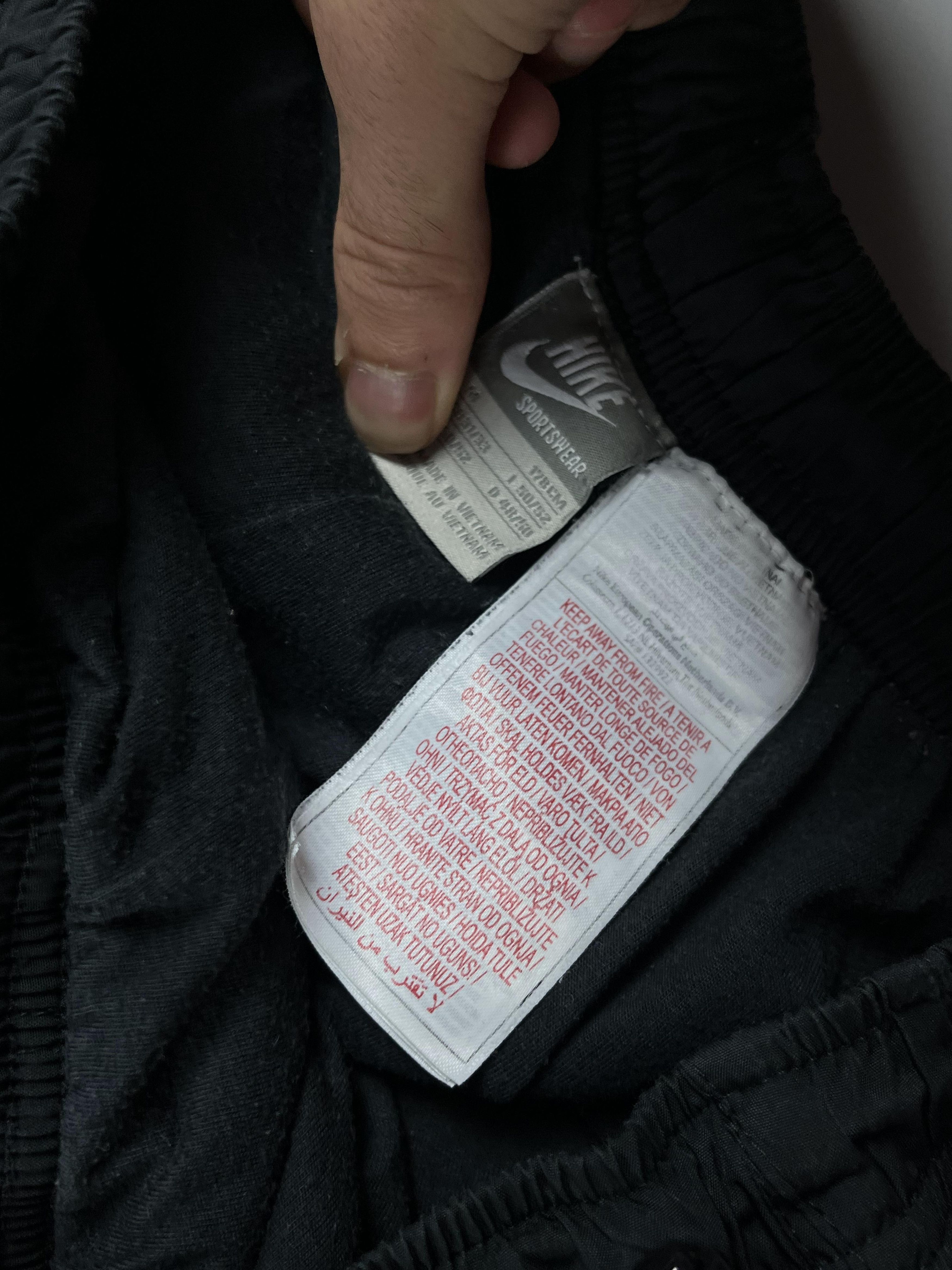 Nike × Vintage Rare Nike Baggy Nylon Pants Size US 33 - 7 Thumbnail