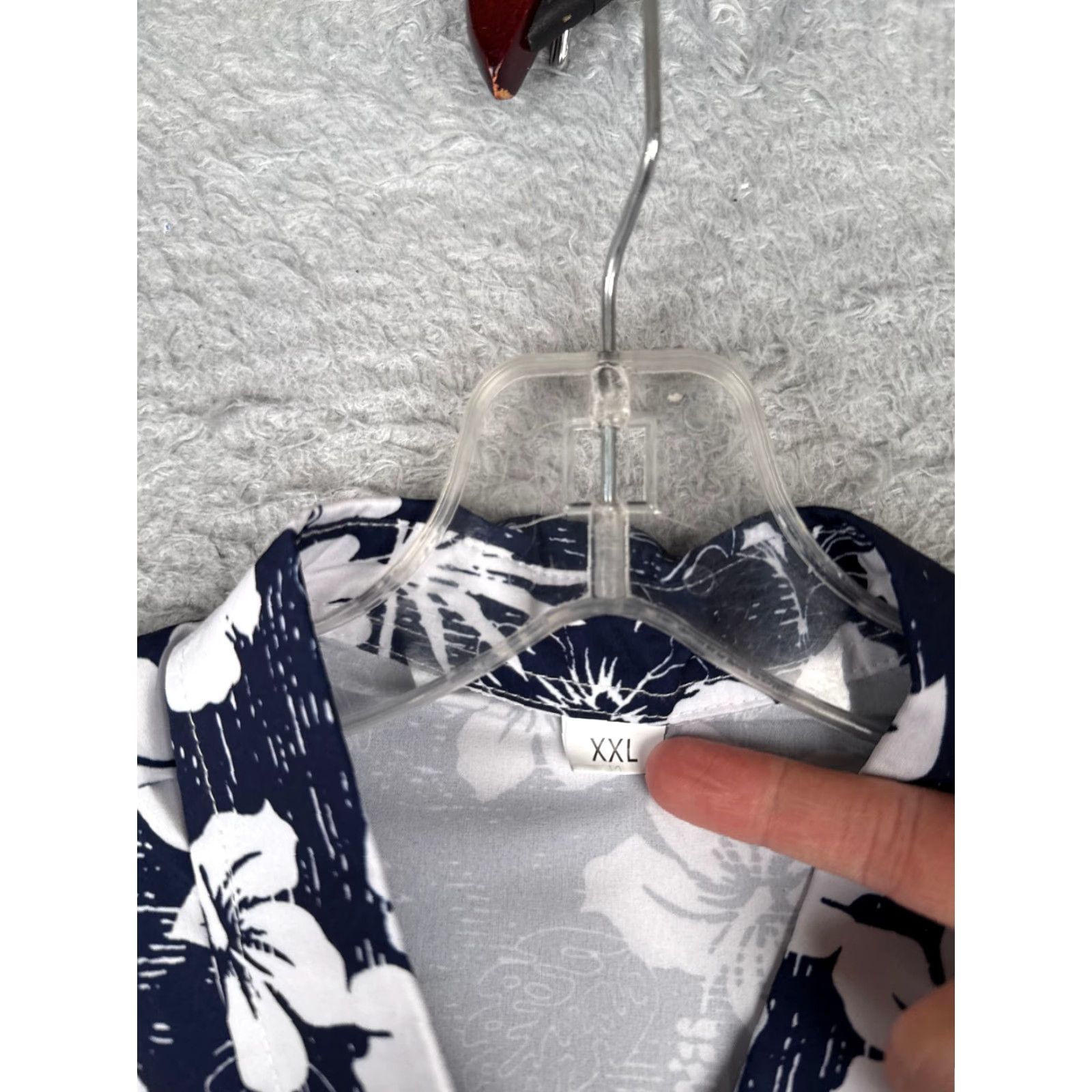 Vintage Hawaiian Shirt Men 2XL Blue White Floral Palm Leaf Button-Up Beach Polyester Size US XXL / EU 58 / 5 - 6 Thumbnail