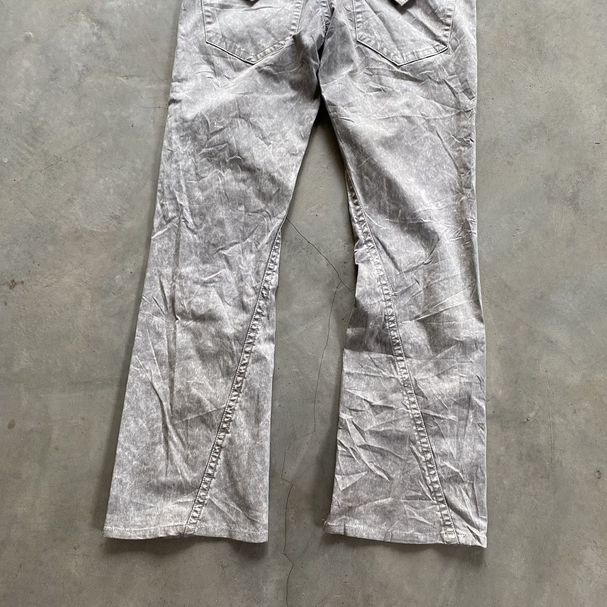 Tornado Mart Tornado Mart stone washed flare pants Size US 32 / EU 48 - 7 Thumbnail