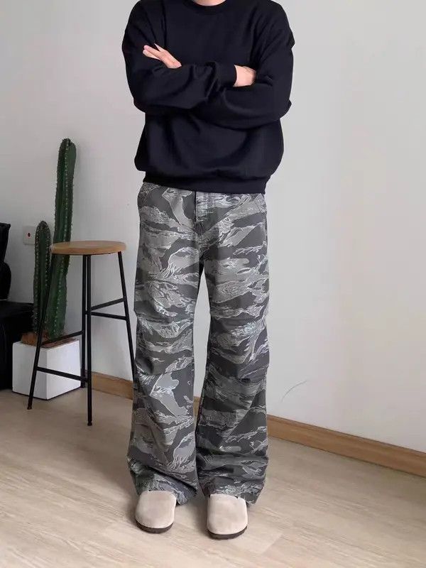 Japanese Brand Vintage Washed Loose Fit Outdoor Workwear Camo Pants Size US 34 / EU 50 - 1 Thumbnail