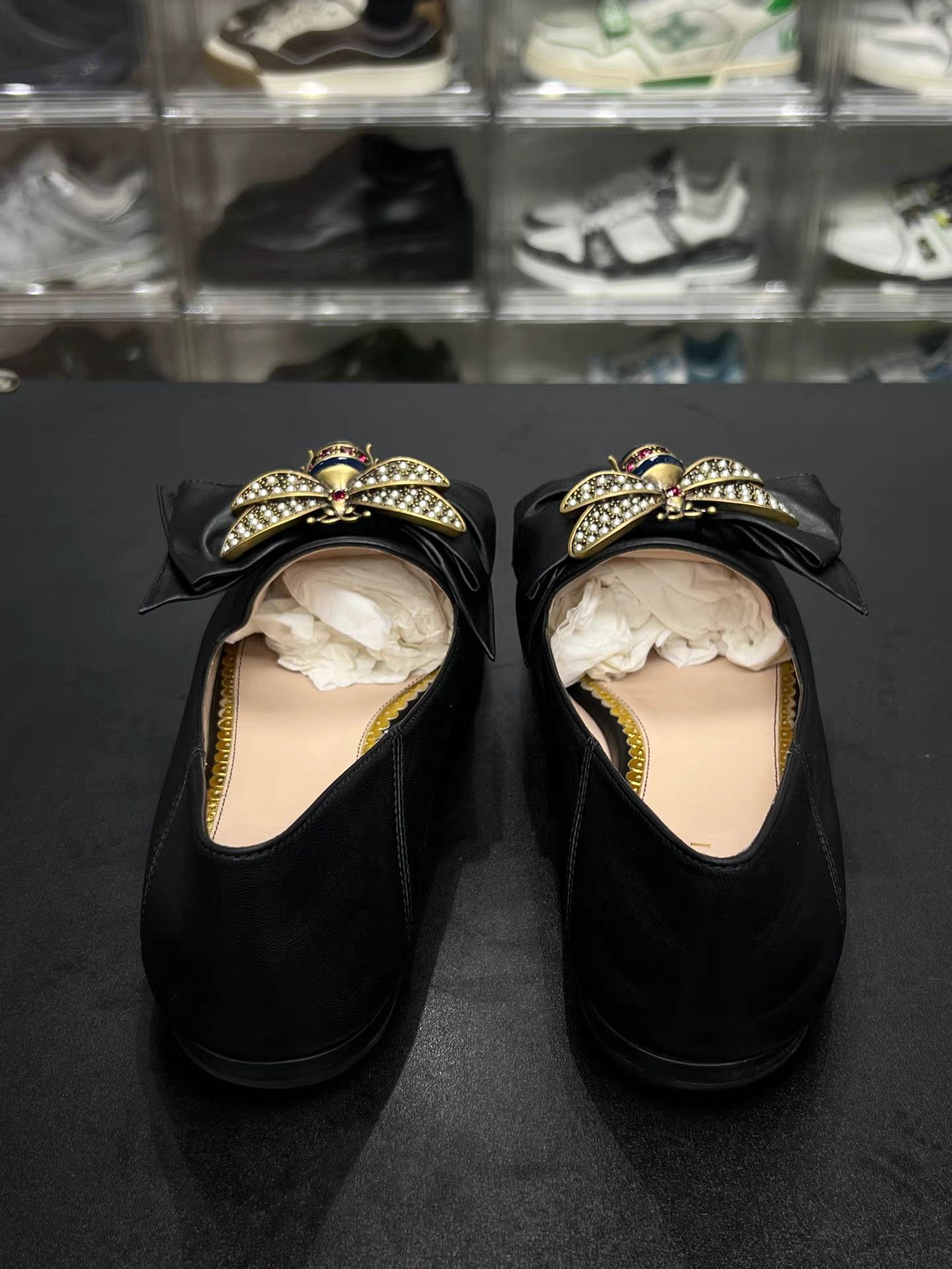 Gucci GUCCI Ace Black Bee Embroidered Flat Shoes K15 Size US 7 / IT 37 - 7 Thumbnail