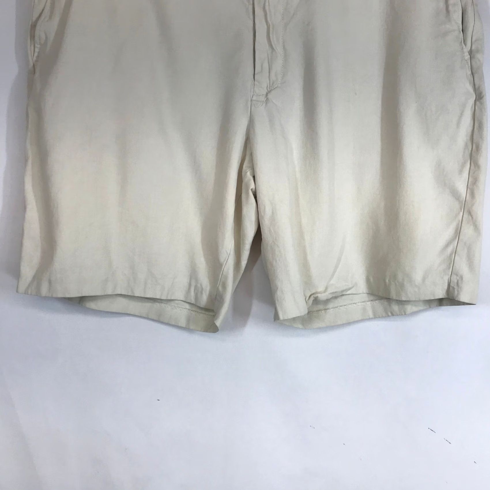 Tommy Bahama Tommy Bahama Mens Silk Shorts Size 40 Khaki Flat Front Casual Beach Vacation Size US 40 / EU 56 - 3 Thumbnail