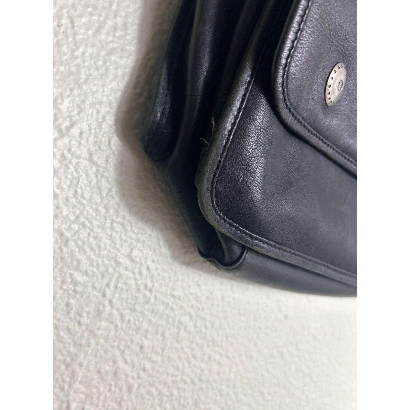 Express VINTAGE Harry And David Northwest Express Leather Messenger Bag Womens Size ONE SIZE - 4 Thumbnail