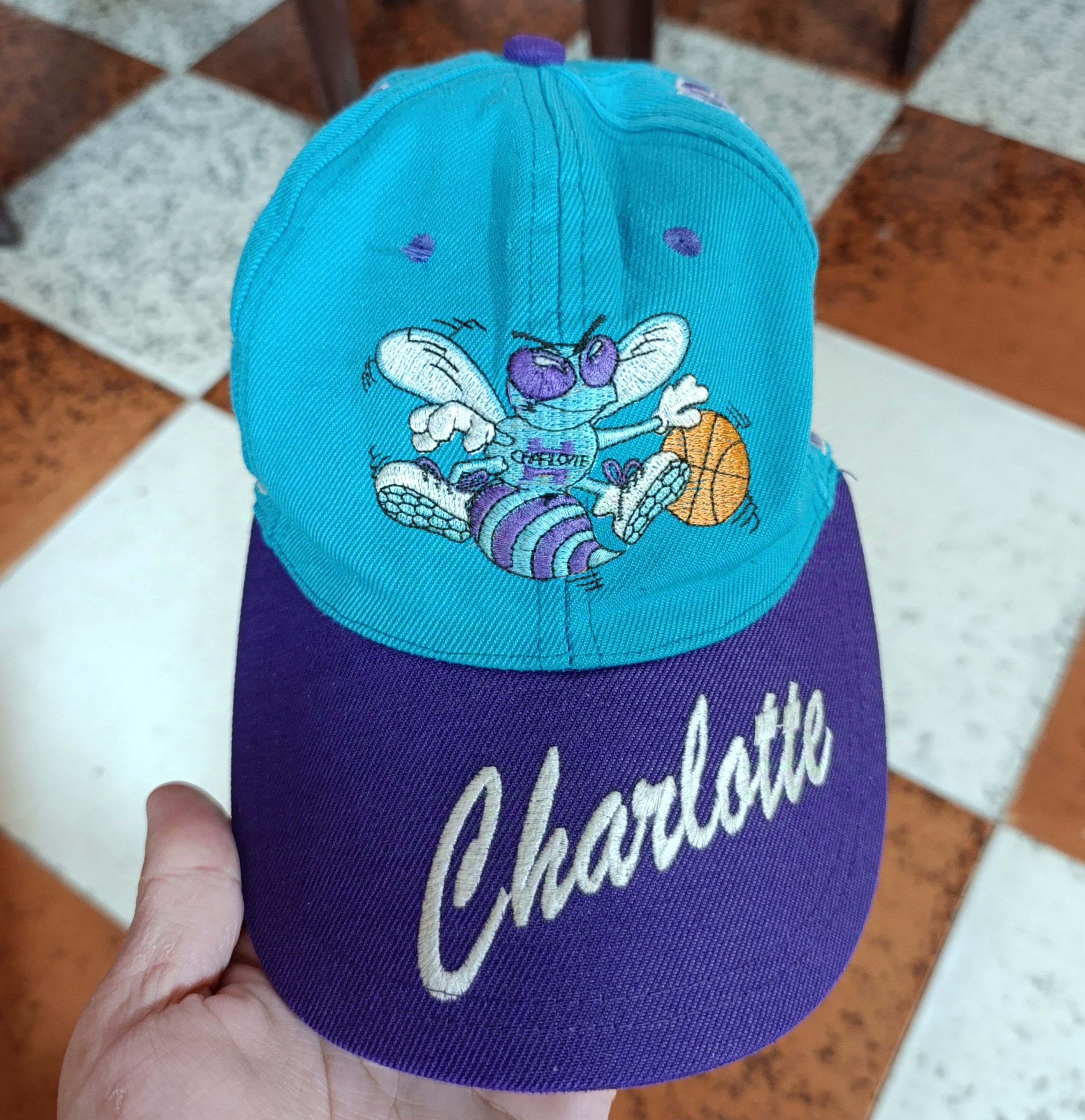 Starter Vintage 90's Rare Charlotte hornets Cap Size ONE SIZE - 1 Thumbnail