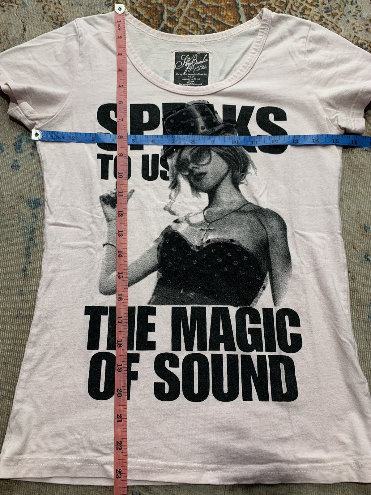 20471120 Crazy Japan THE MAGIC OF SOUND Tops Tees style Size US S / EU 44-46 / 1 - 6 Thumbnail
