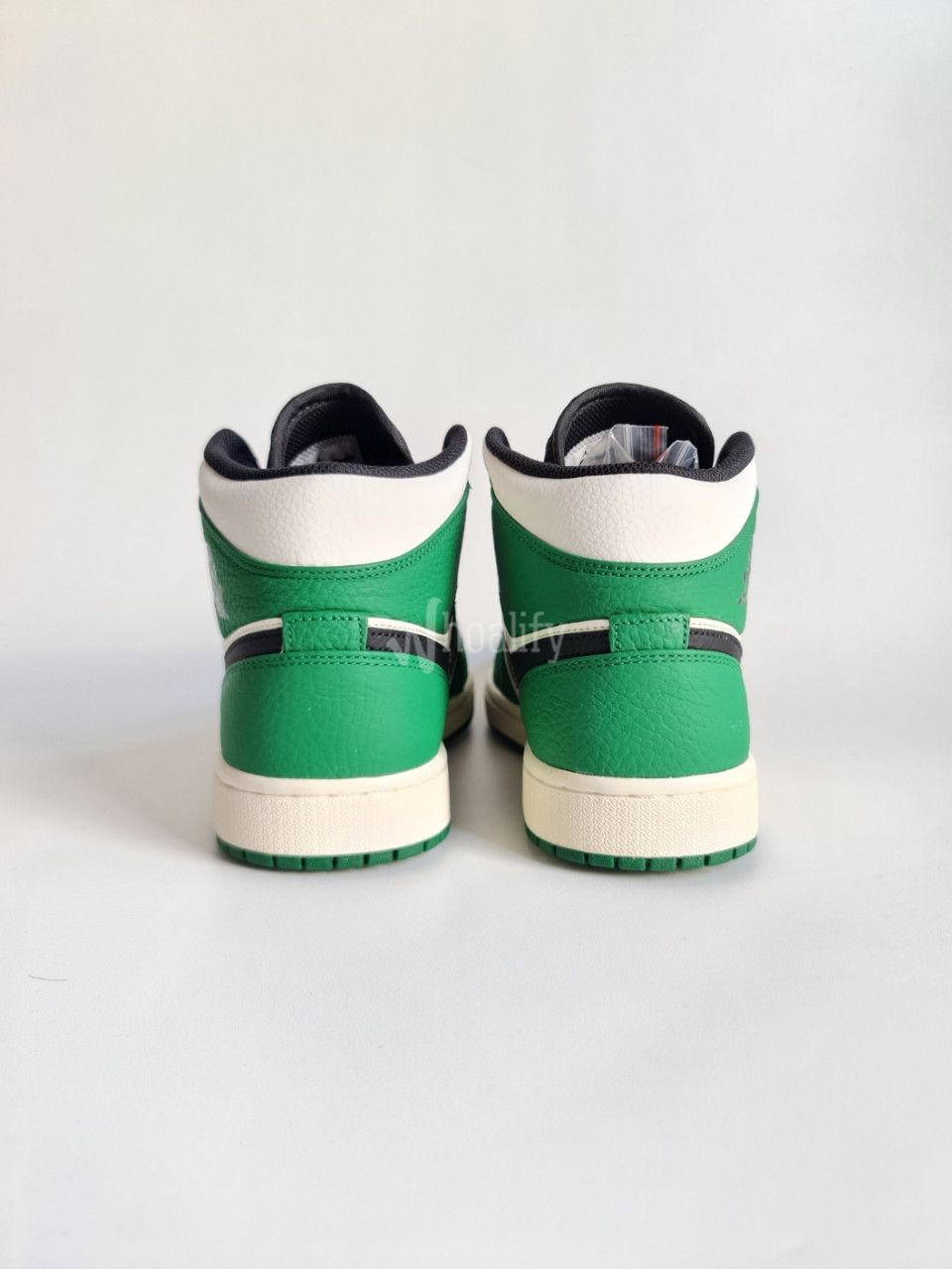 Jordan Brand Nike Air Jordan 1 Mid Pine Green Size US 9.5 / EU 42-43 - 7 Thumbnail
