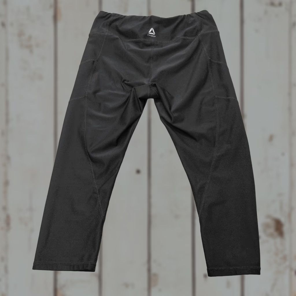Reebok Reebok Capri Leggings Women’s Medium Black Yoga Activewear CrossFit Athletics Skinny Inseam See Pics Size 32" / US 10 / IT 46 - 1 Thumbnail