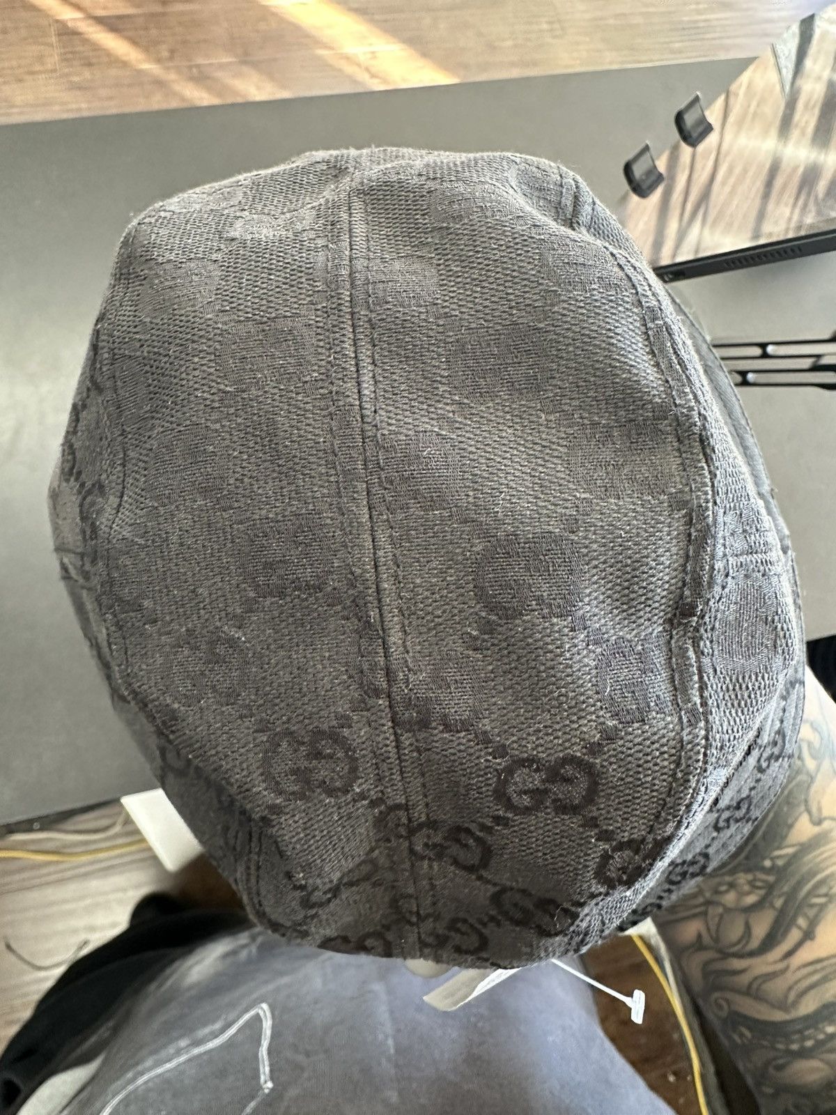 Gucci GUCCI BUCKET HAT MONOGRAM BLACK MEDIUM Size 32 - 6 Thumbnail