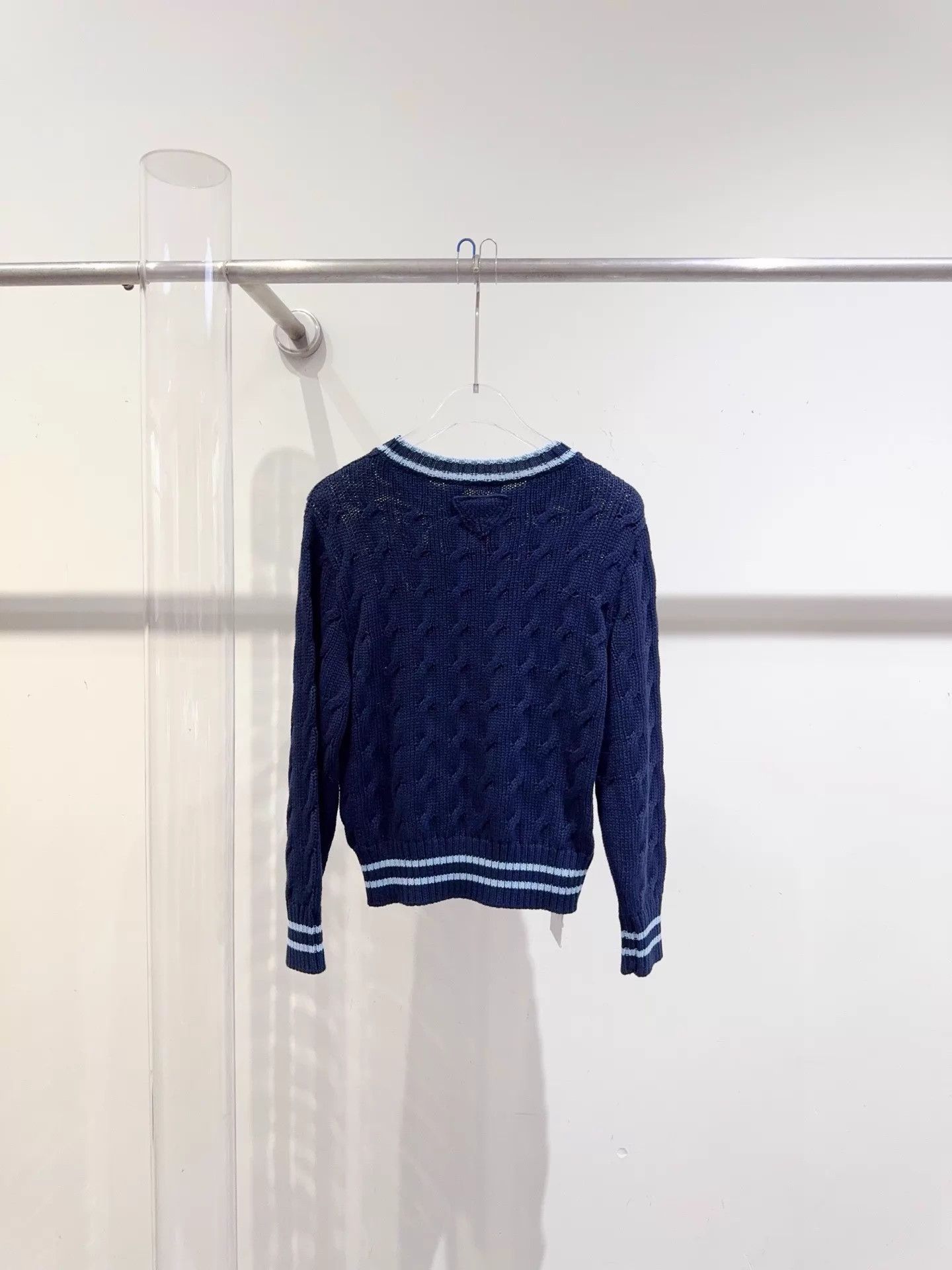 Prada Prada New Navy Top 38 Size XS / US 0-2 / IT 36-38 - 5 Thumbnail