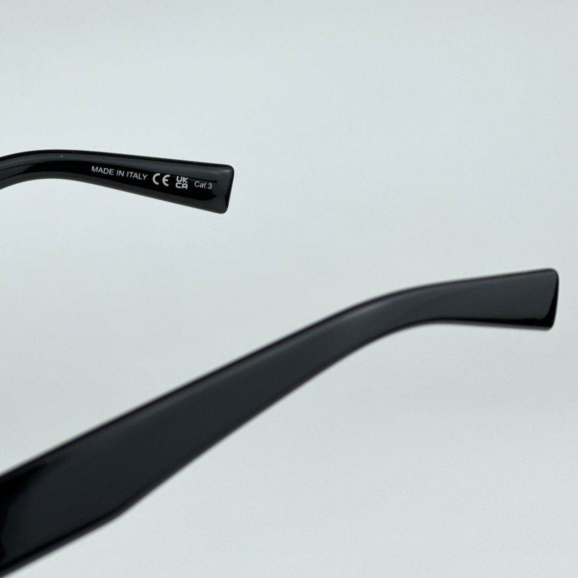 Saint Laurent Paris NEW Saint Laurent SL641 001 Black Cat Eye Unisex Sunglasses Size ONE SIZE - 9 Thumbnail