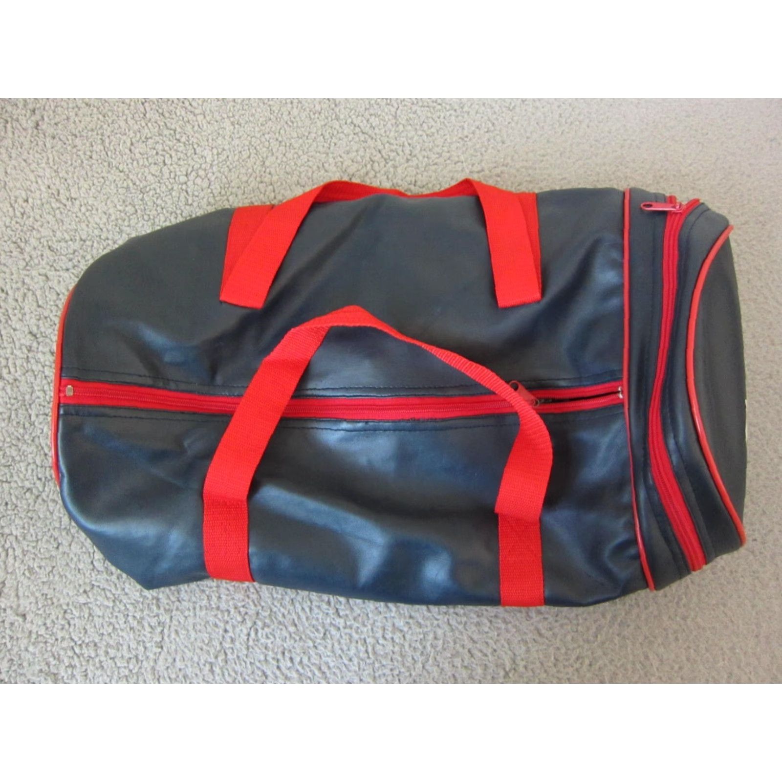 Vintage VINTAGE Gym Bag Blue Red Faux Leather Adult OS One Size Gazette Iowa Mens Size ONE SIZE - 5 Thumbnail