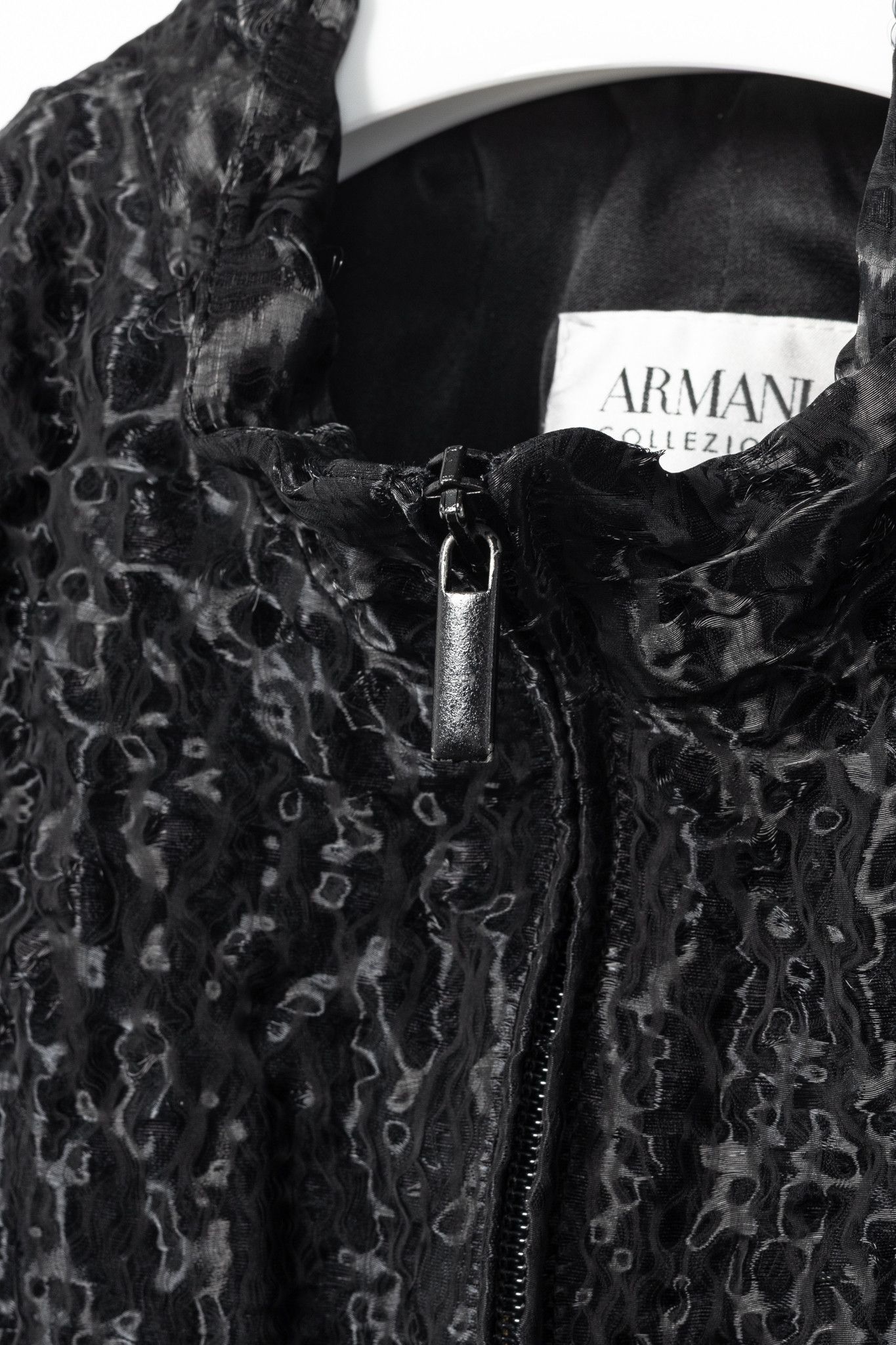 Armani Collezioni Armani Collezioni Black Puckered-Organza Belted Zip Jacket Size XL / US 12-14 / IT 48-50 - 8 Thumbnail