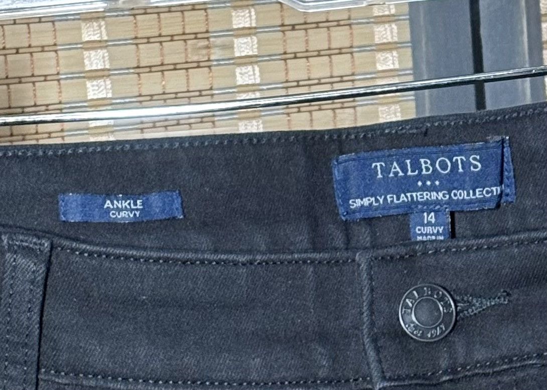 Talbots Talbots Curvy Black Ankle Jeans Size 36" / US 14 / IT 50 - 2 Thumbnail