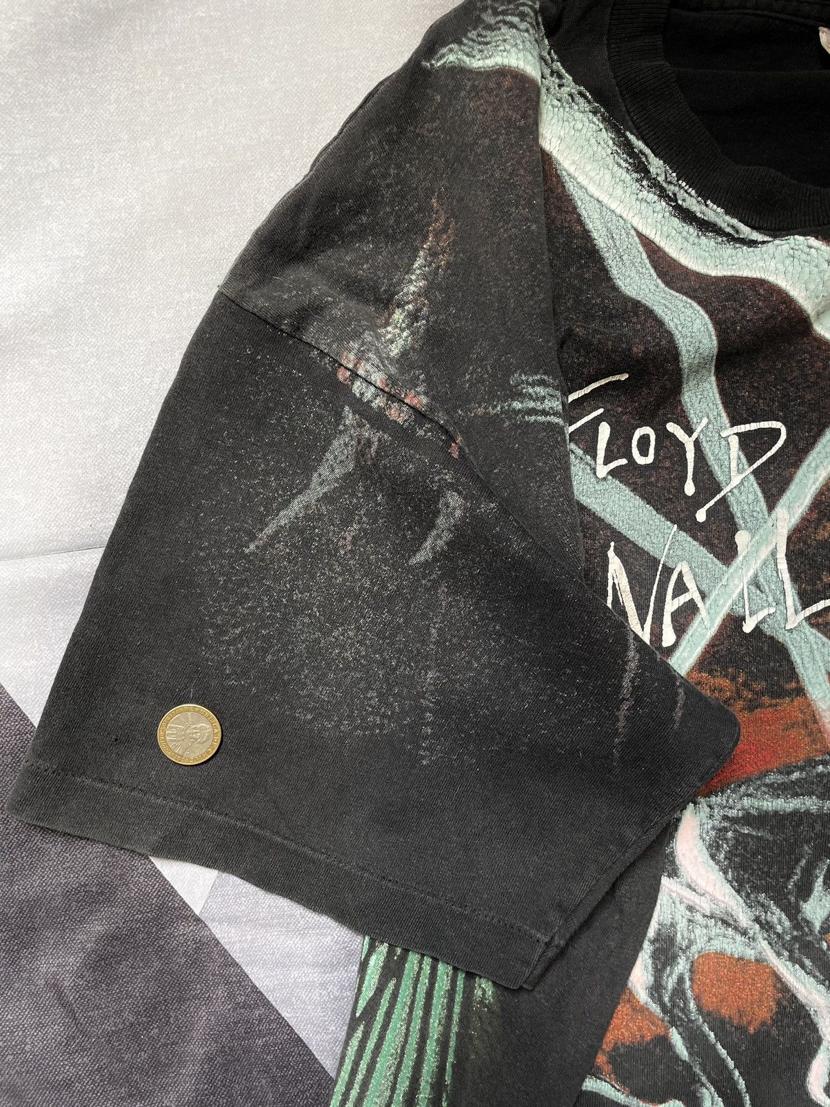 Band Tees × Pink Floyd × Vintage Vintage 1982’s Pink Floyd The Wall All Over Print. Size US XL / EU 56 / 4 - 6 Thumbnail