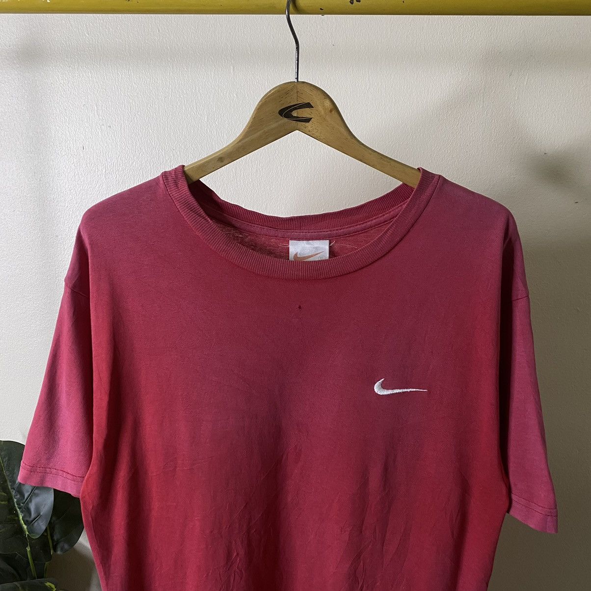Nike Vintage 1990s Nike USA Flag Faded Tee Size US M / EU 48-50 / 2 - 6 Thumbnail