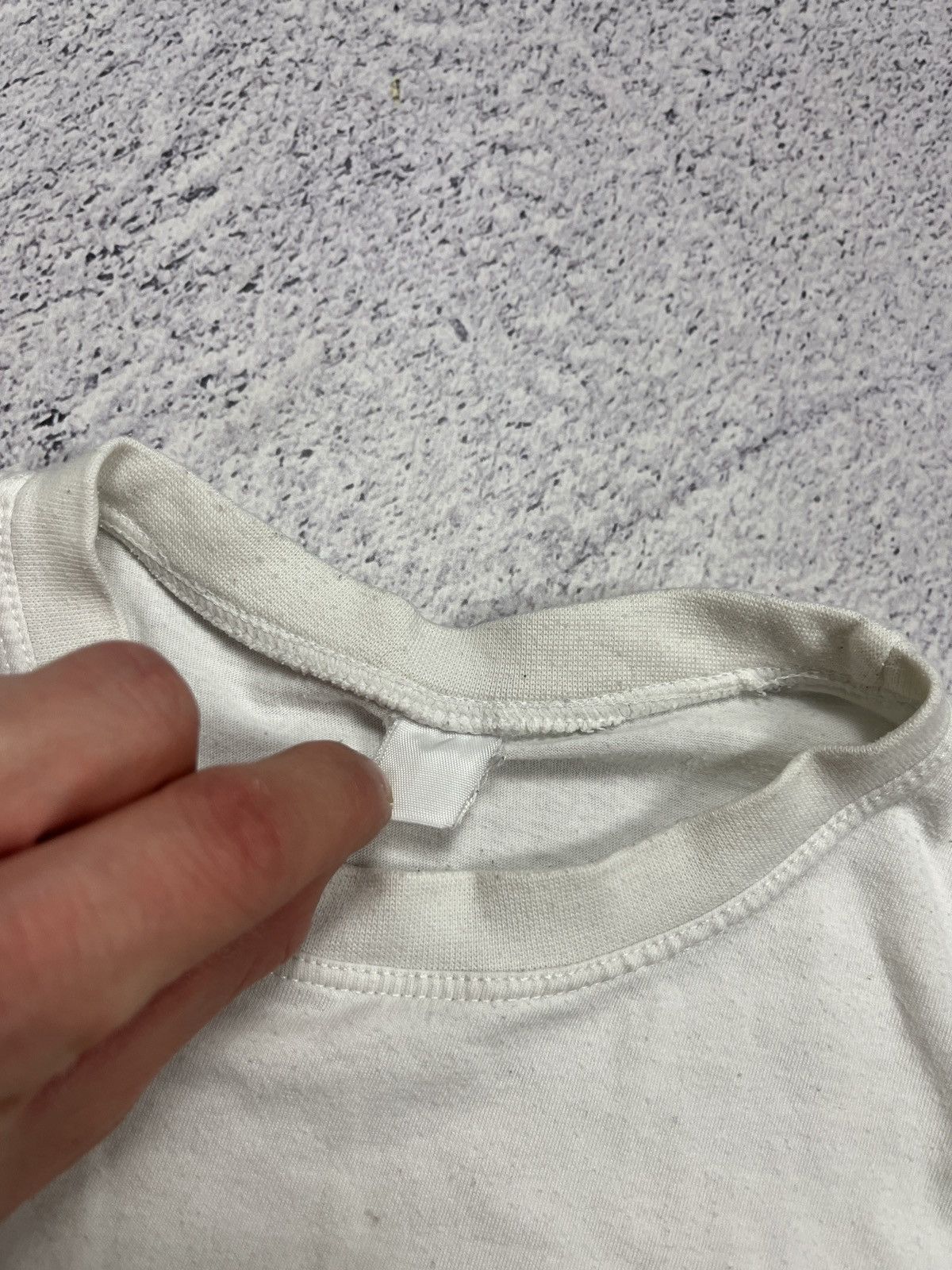 Vintage Vintage WWE Undertaker Wrestling White T-shirt Rare Hype Y2k Size US S / EU 44-46 / 1 - 7 Thumbnail