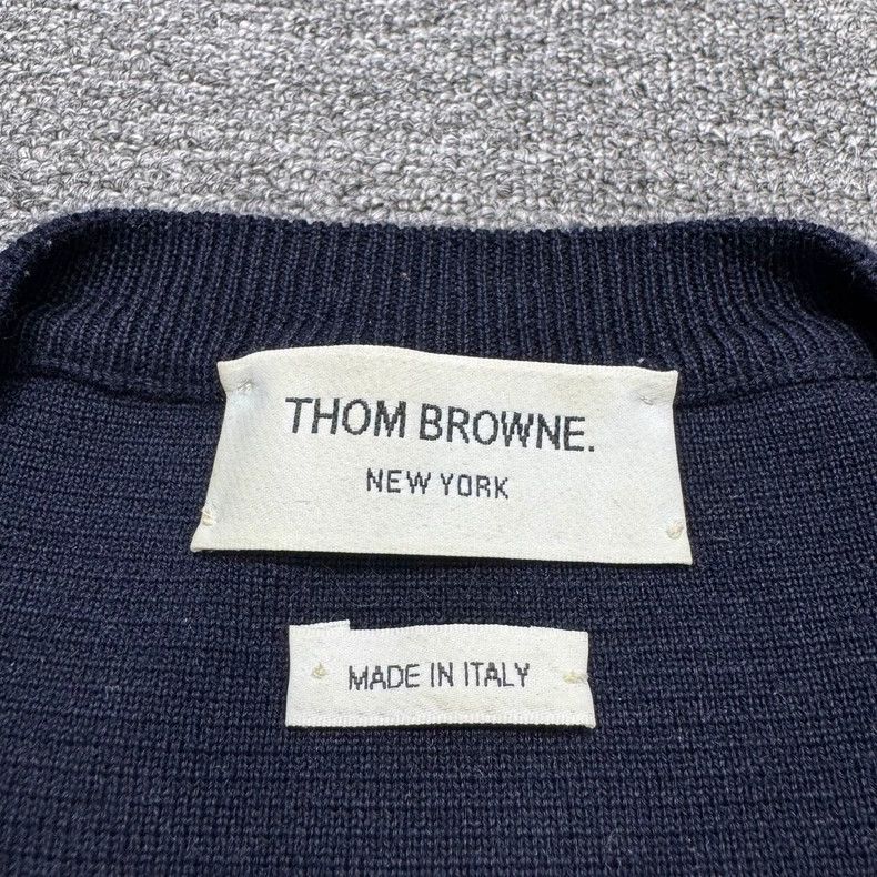 Thom Browne Thom Browne size3 Arm side striped sweater Size US L / EU 52-54 / 3 - 5 Thumbnail