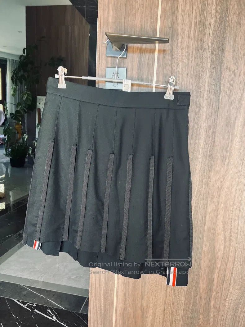 Thom Browne Thom Browne accordion pleated skirt Size 27" / US 4 / IT 40 - 1 Thumbnail