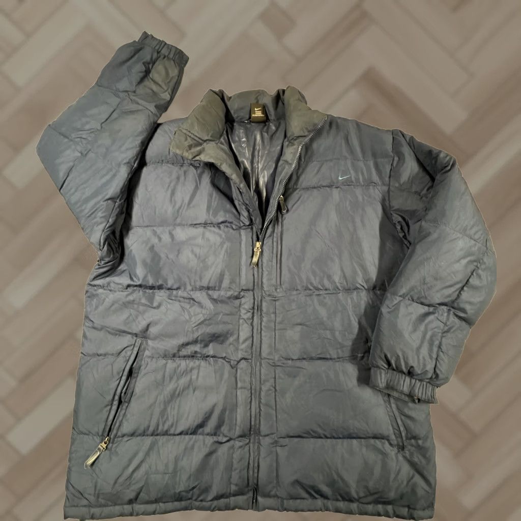 Nike Nike Jacket Mens L Blue Mid weight Puffer Full Zip Size Size US L / EU 52-54 / 3 - 1 Thumbnail