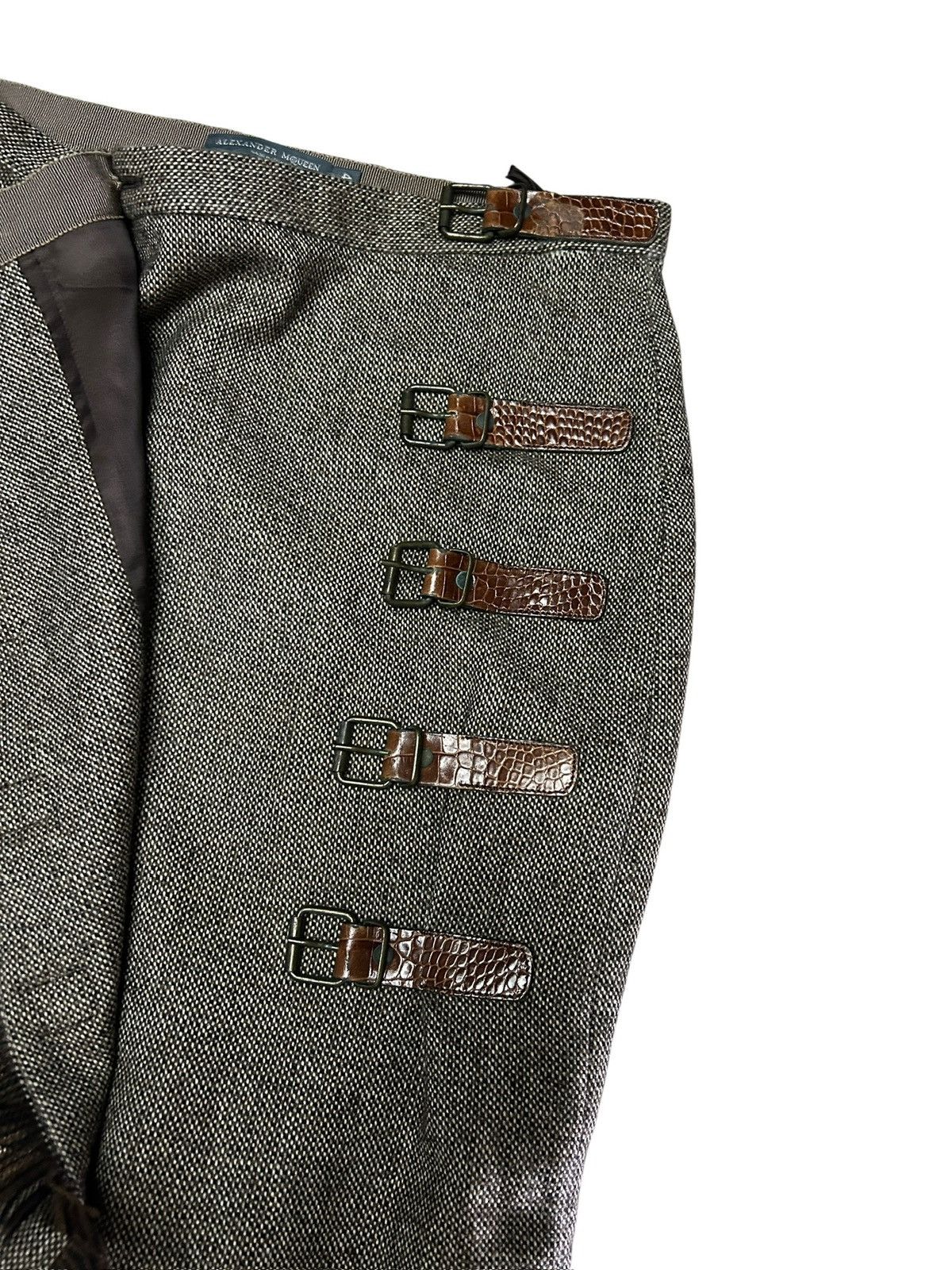 Alexander McQueen F/W 05 Belted Skirt Size 27" / US 4 / IT 40 - 7 Thumbnail