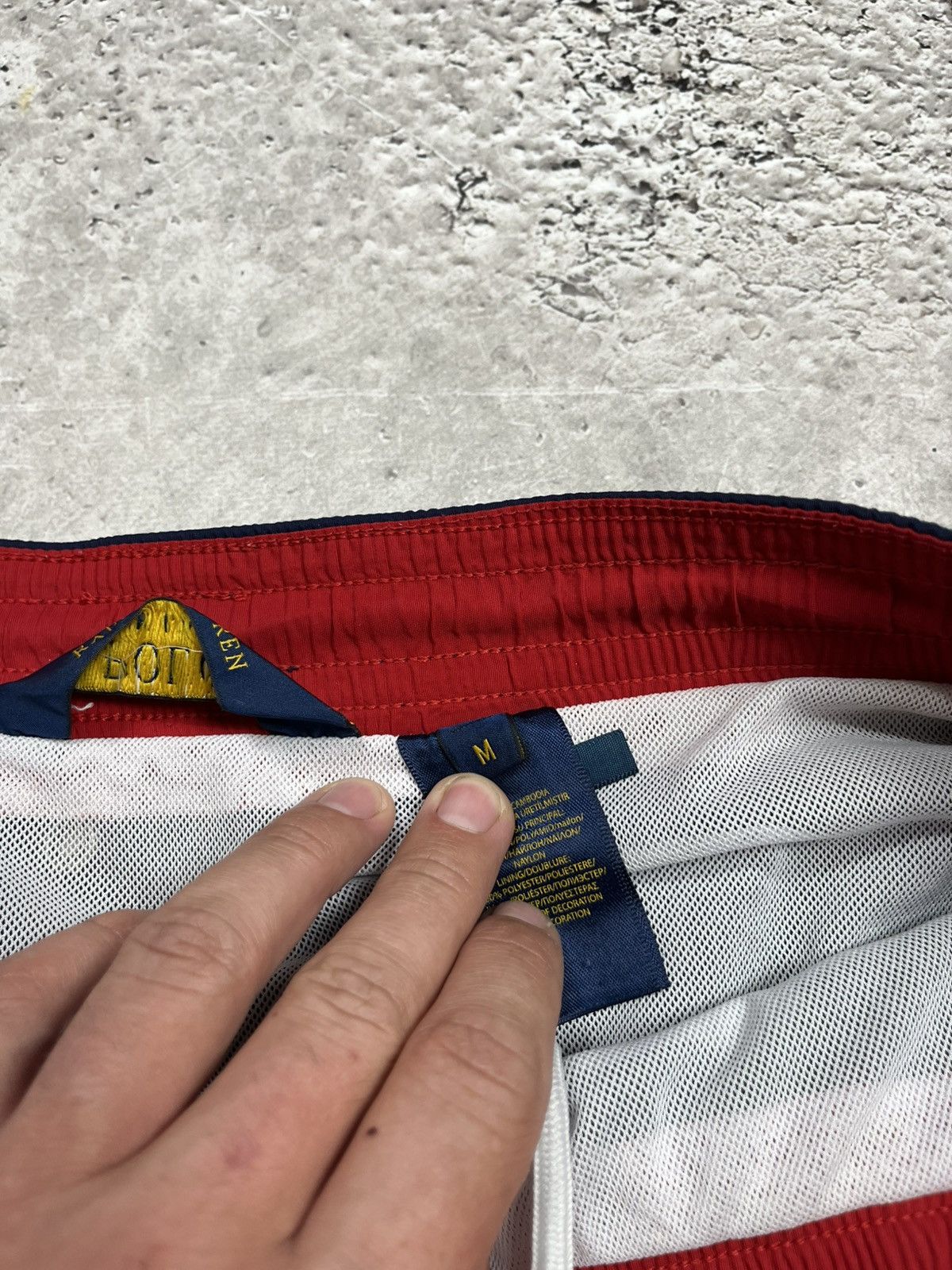 Polo Ralph Lauren Polo Ralph Lauren navy swim shorts red waistband size M Size US 32 / EU 48 - 8 Thumbnail