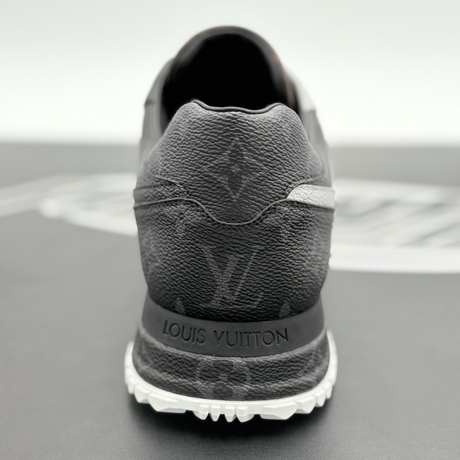 Louis Vuitton Louis Vuitton Run Away Sneaker ' Tri-Color ' | ONLY WORN 1x Size US 8 / EU 41 - 3 Thumbnail
