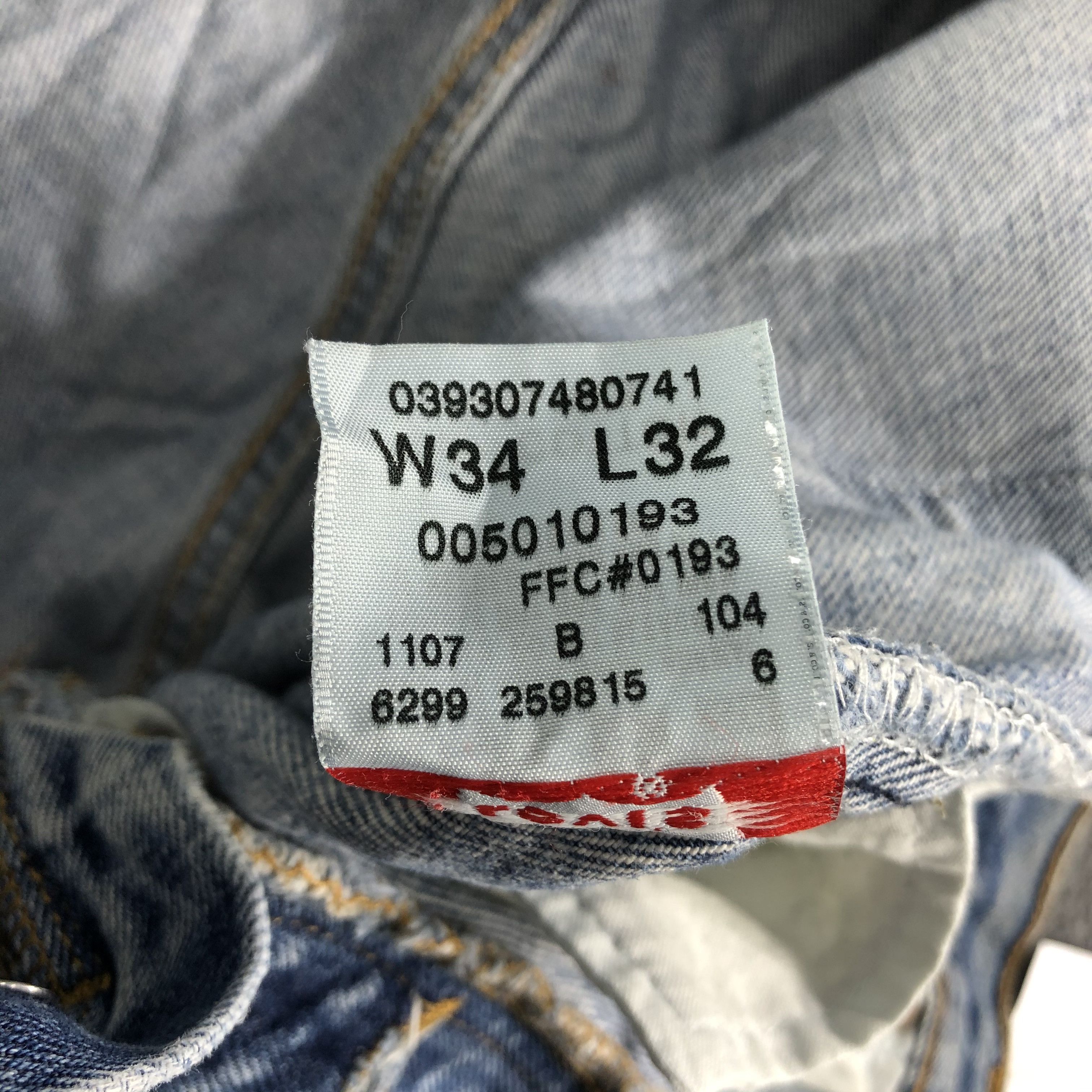 Levi's Vintage Blue Wash Levis 501 Jeans-J2440 Size US 33 - 16 Thumbnail