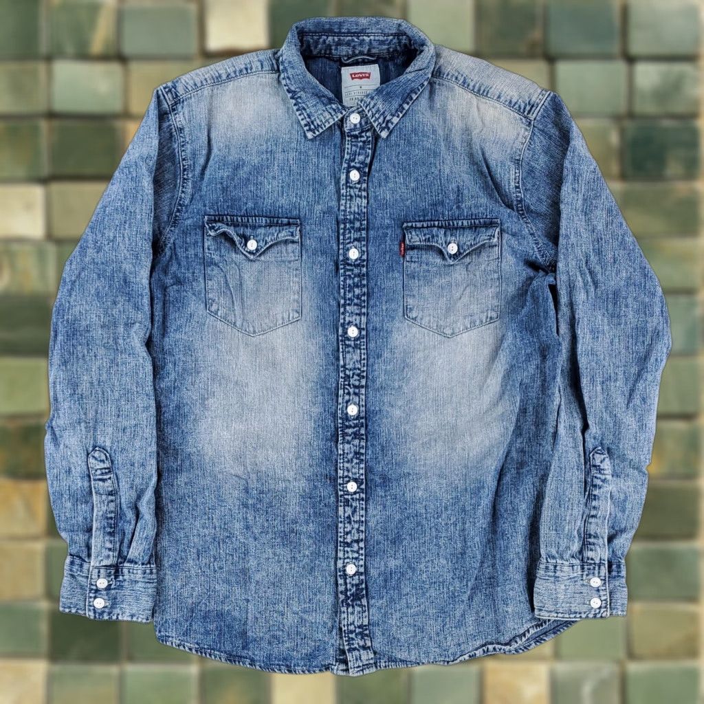 Levi's Levi's Denim Chambray Button-Down Shirt Blue Mens M Size US M / EU 48-50 / 2 - 1 Thumbnail
