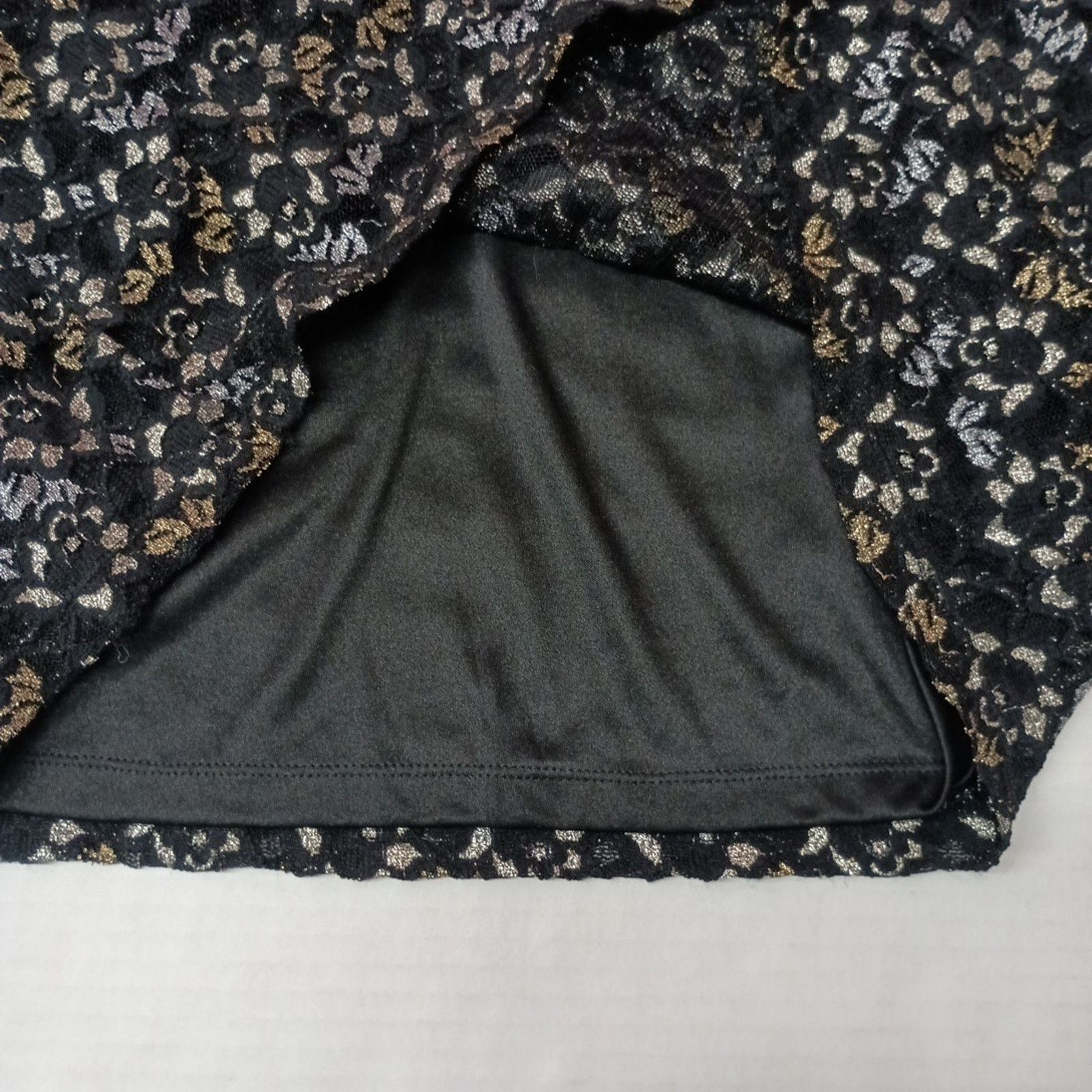 Other JM Collection Woman's Rosette Top Size XL Sequin Lined Lace Size XL / US 12-14 / IT 48-50 - 7 Thumbnail