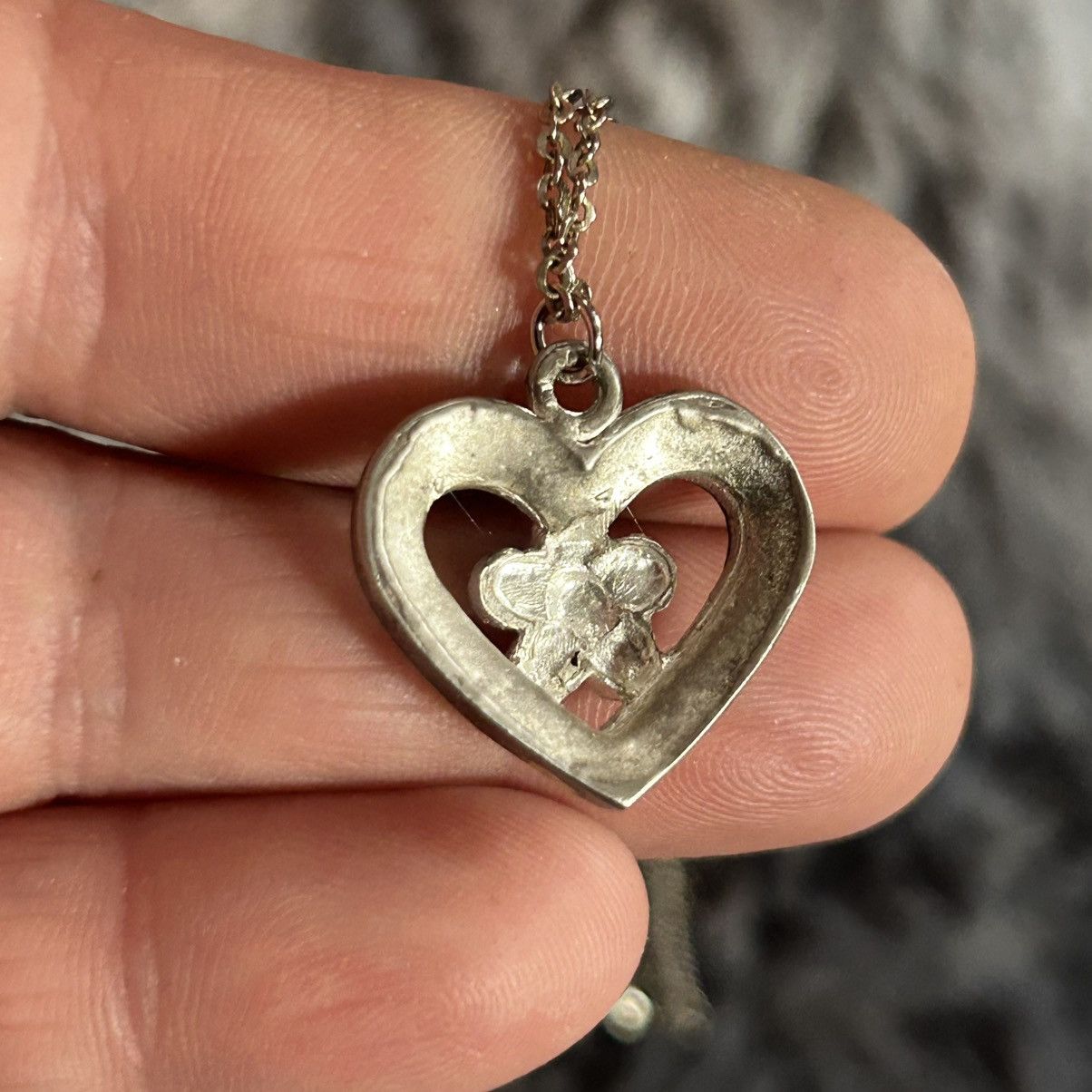 Vintage Vintage 80s aurora borealis crystal heart on chain necklace Size ONE SIZE - 8 Thumbnail