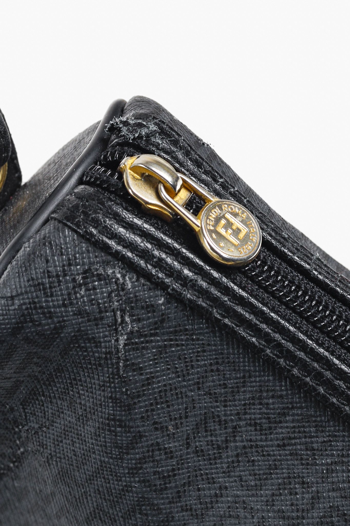Fendi Fendi Vintage Grey & Black FF Coated Canvas Crossbody Bag Size ONE SIZE - 11 Thumbnail