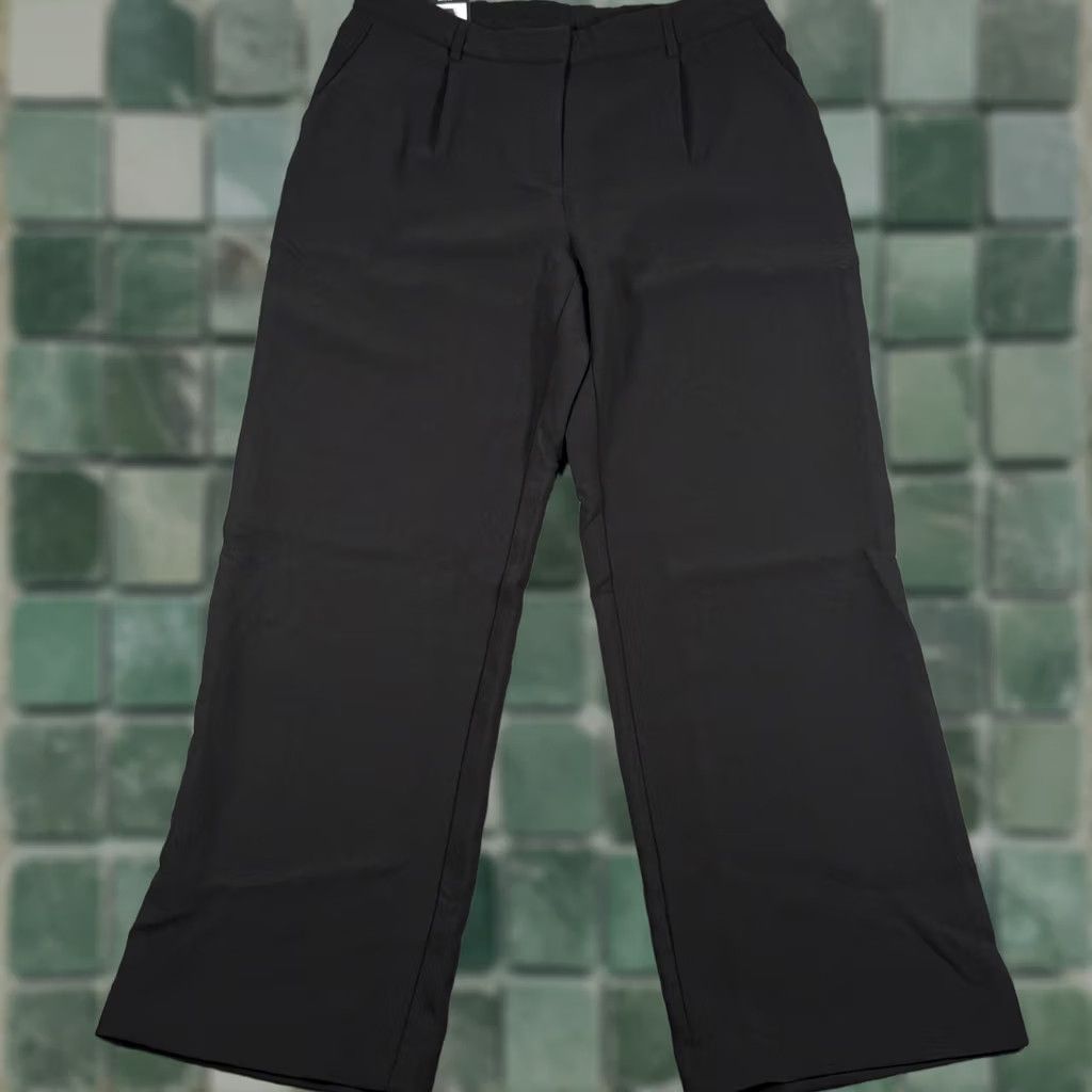 DKNY Wide Leg Dress Pants 12 Black Trousers Minimalist Careerwear Office Corpcore NWT DKNY Size 34" / US 12 / IT 48 - 1 Thumbnail