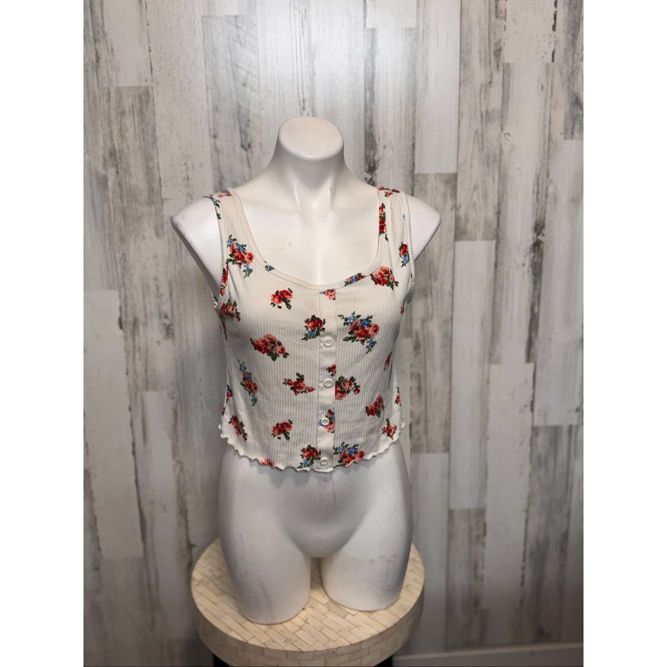 Other Gaze Floral Ribbed Button Crop Tank | White Red Blue Flower Size M / US 6-8 / IT 42-44 - 2 Thumbnail