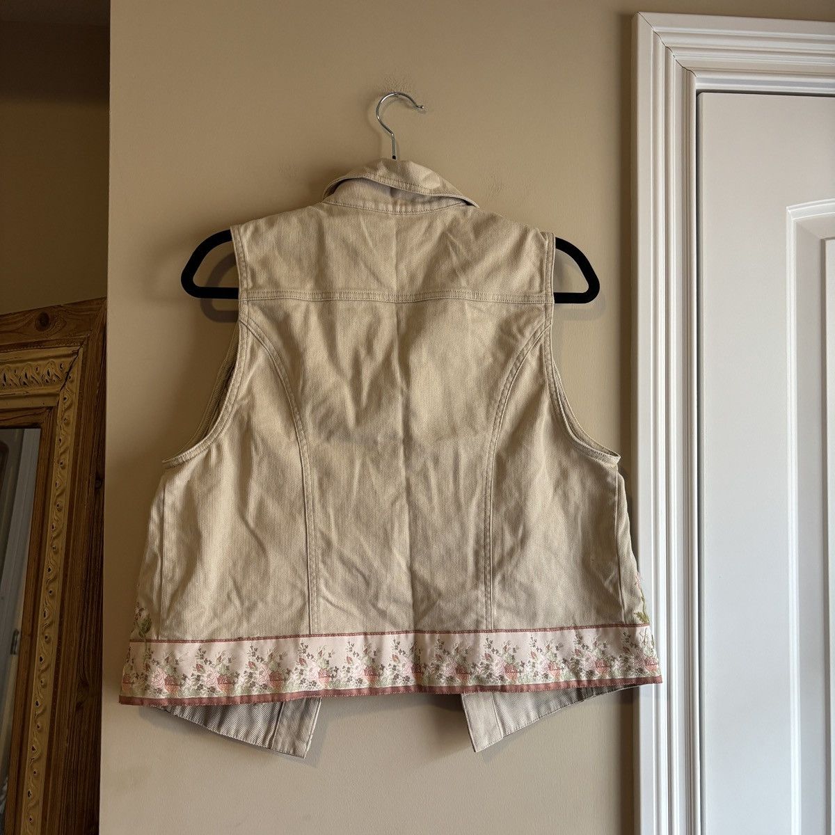 Other Floral Embriodered Cream Corduroy Vest Size M / US 6-8 / IT 42-44 - 4 Thumbnail