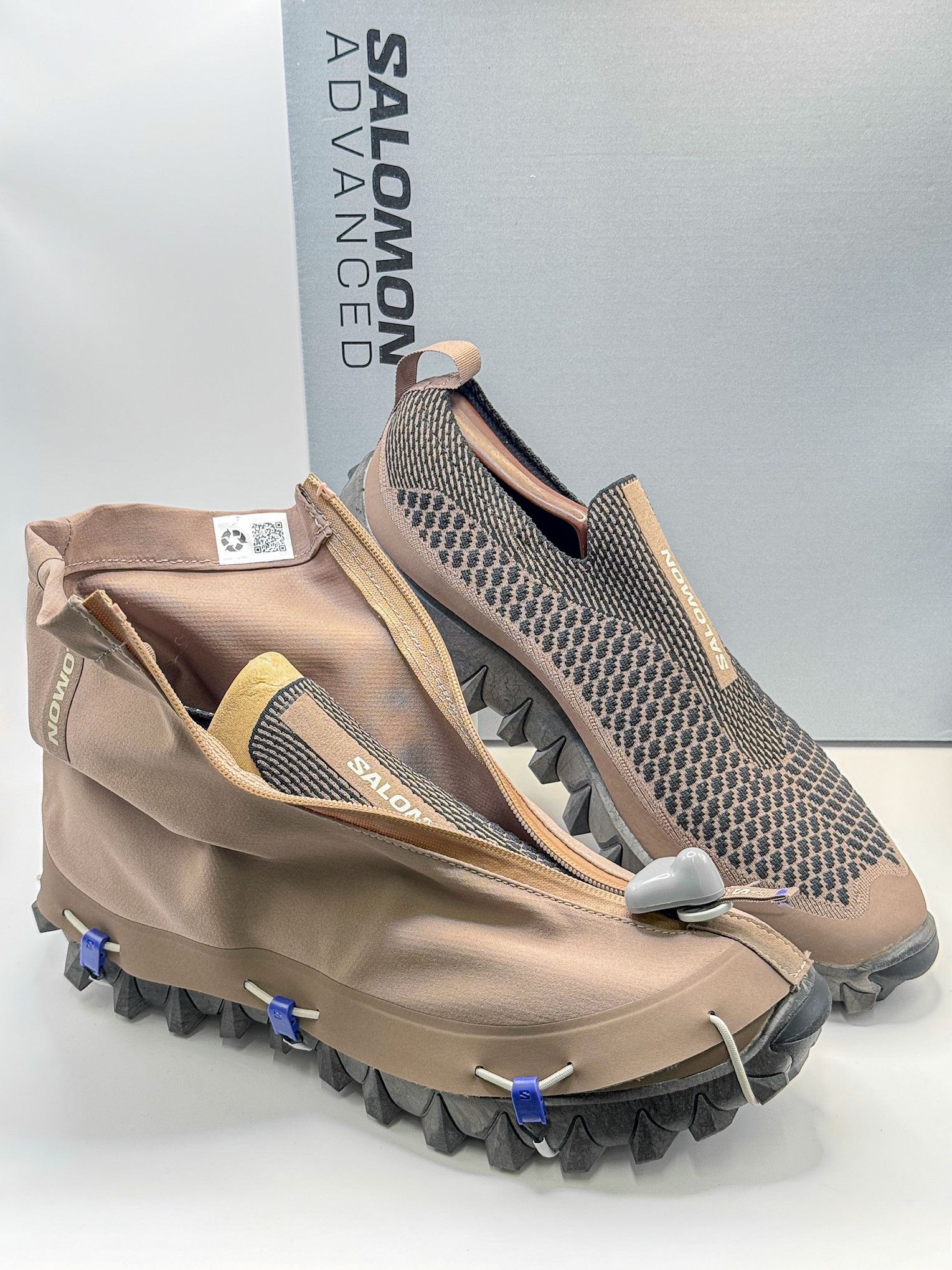Salomon Gorpcore Salomon Snowclog Advanced with Removable Zip Gaiter Size US 10.5 / EU 43-44 - 1 Thumbnail