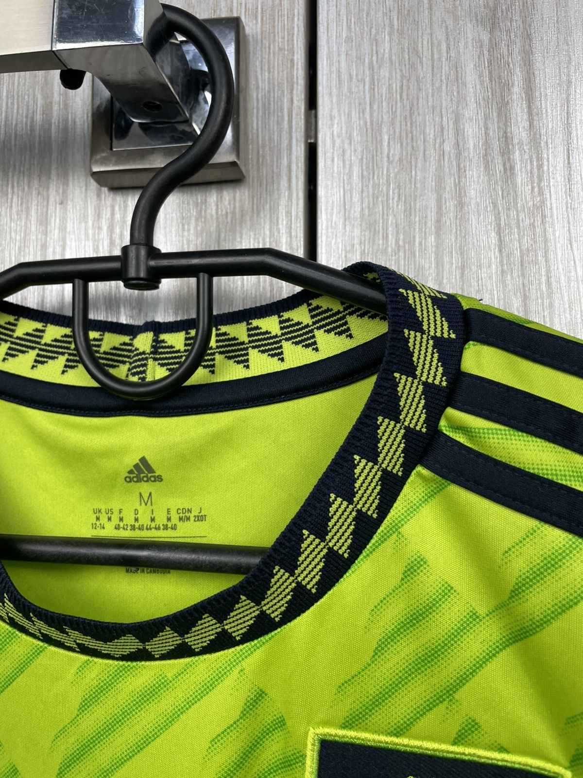 Adidas Adidas Manchester United 2022 2023 Third Jersey Football Kit Size US M / EU 48-50 / 2 - 7 Thumbnail