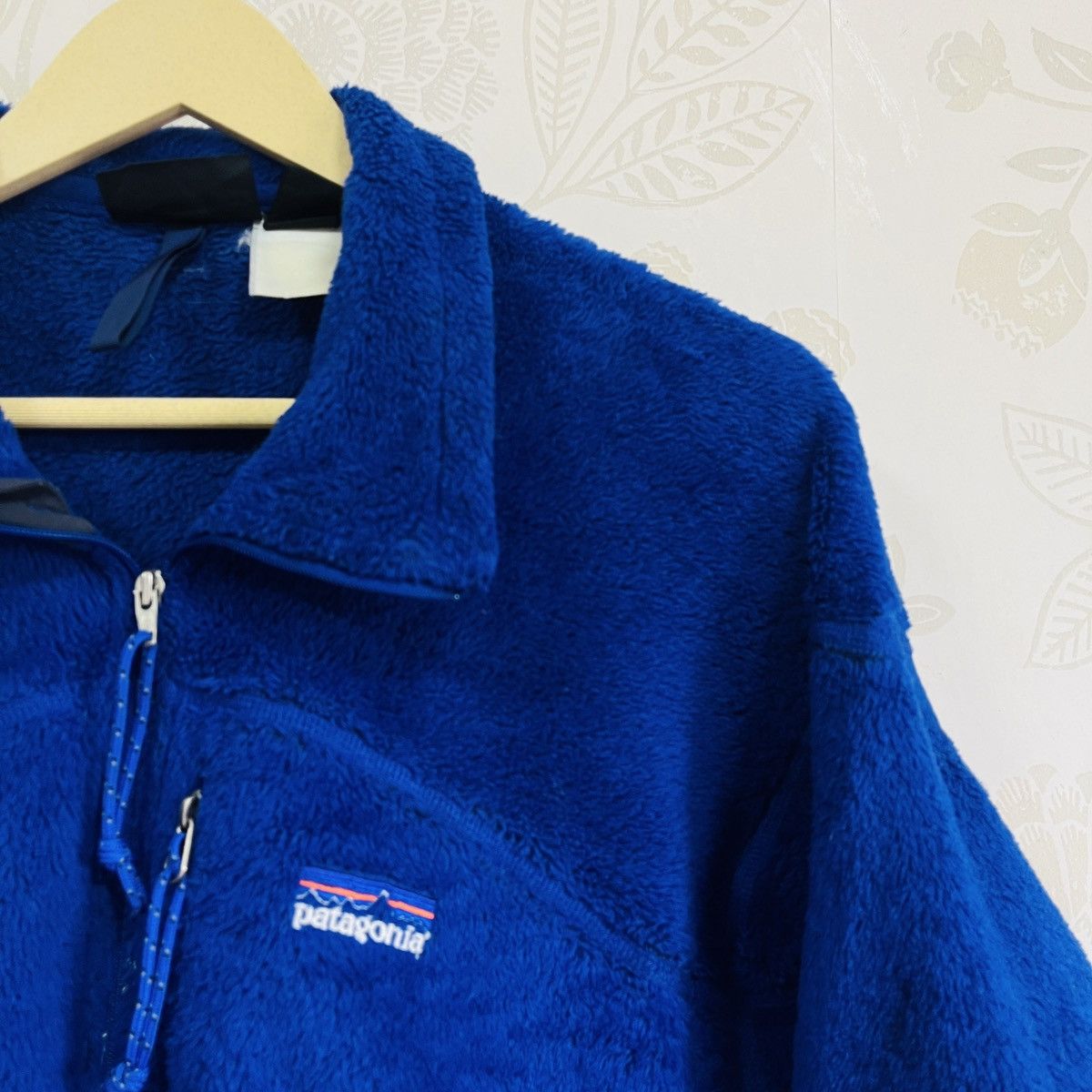 Patagonia × Polartec × Vintage Vintage Patagonia R4 Polartec Fall 2001 Portugal Size US L / EU 52-54 / 3 - 6 Thumbnail