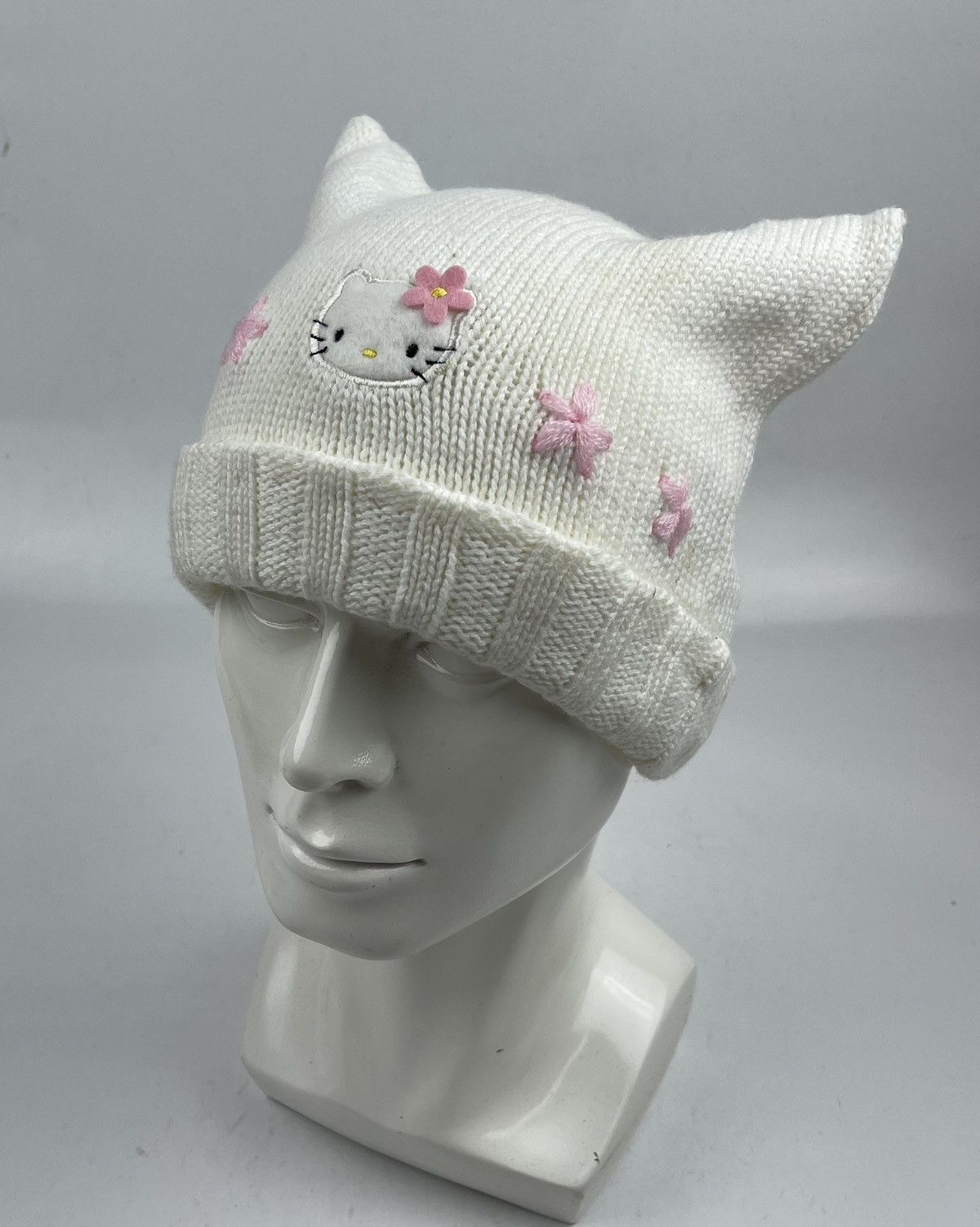 vintage hello kitty devil horn hat tc31