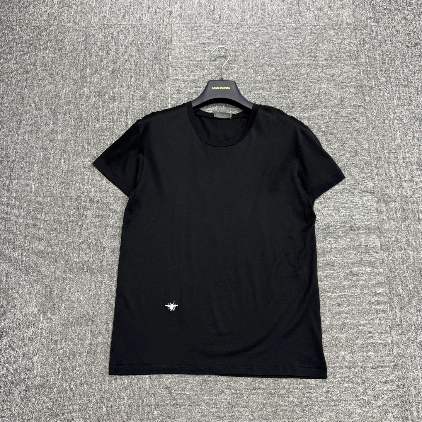 Dior Dior Embroidered Bee Short Sleeve Tee Men XS Size US XS / EU 42 / 0 - 1 Thumbnail