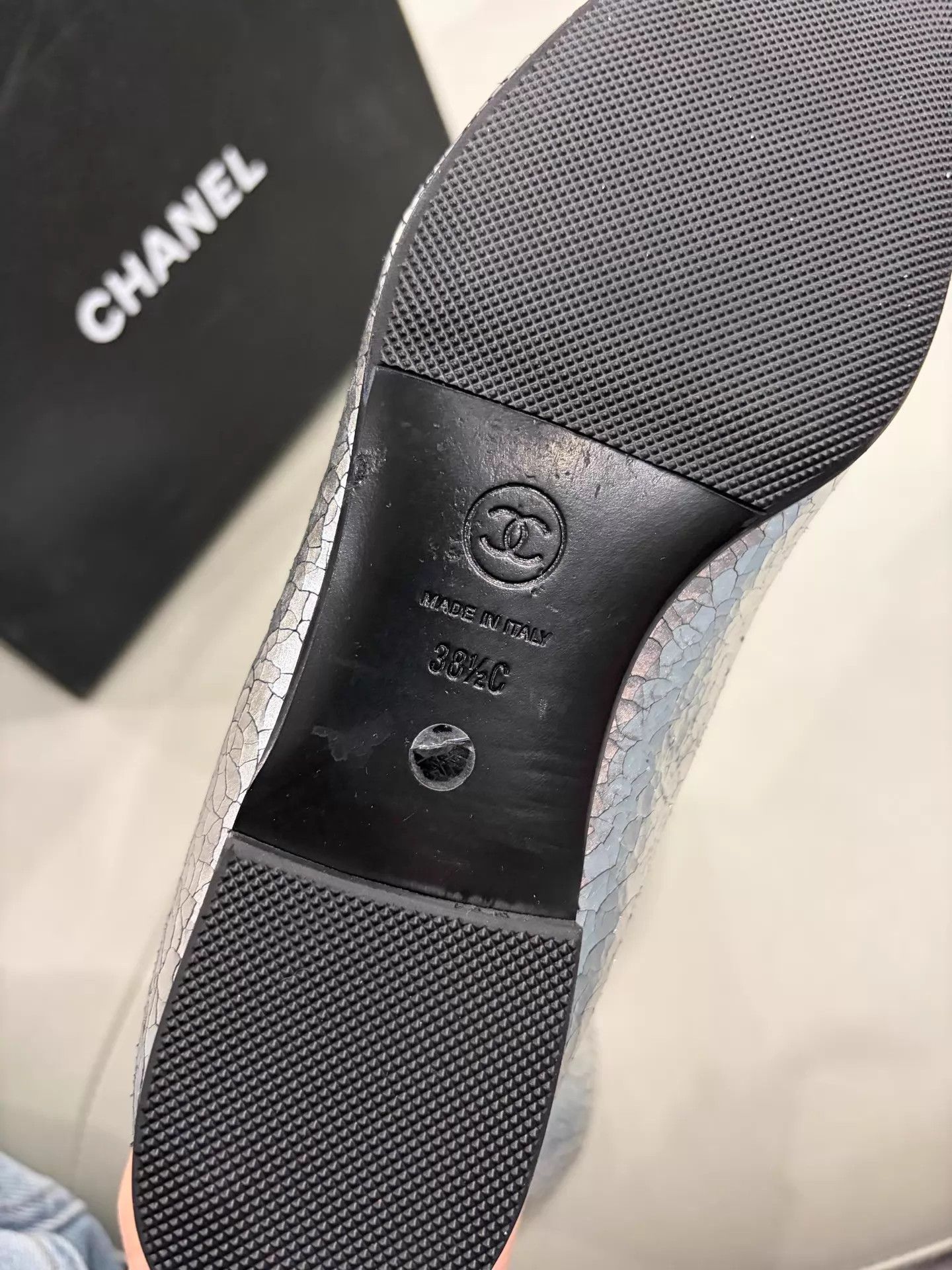 Chanel Chanel Cracked Calfskin Loafer 99 New 38.5 Size US 8 / IT 38 - 5 Thumbnail