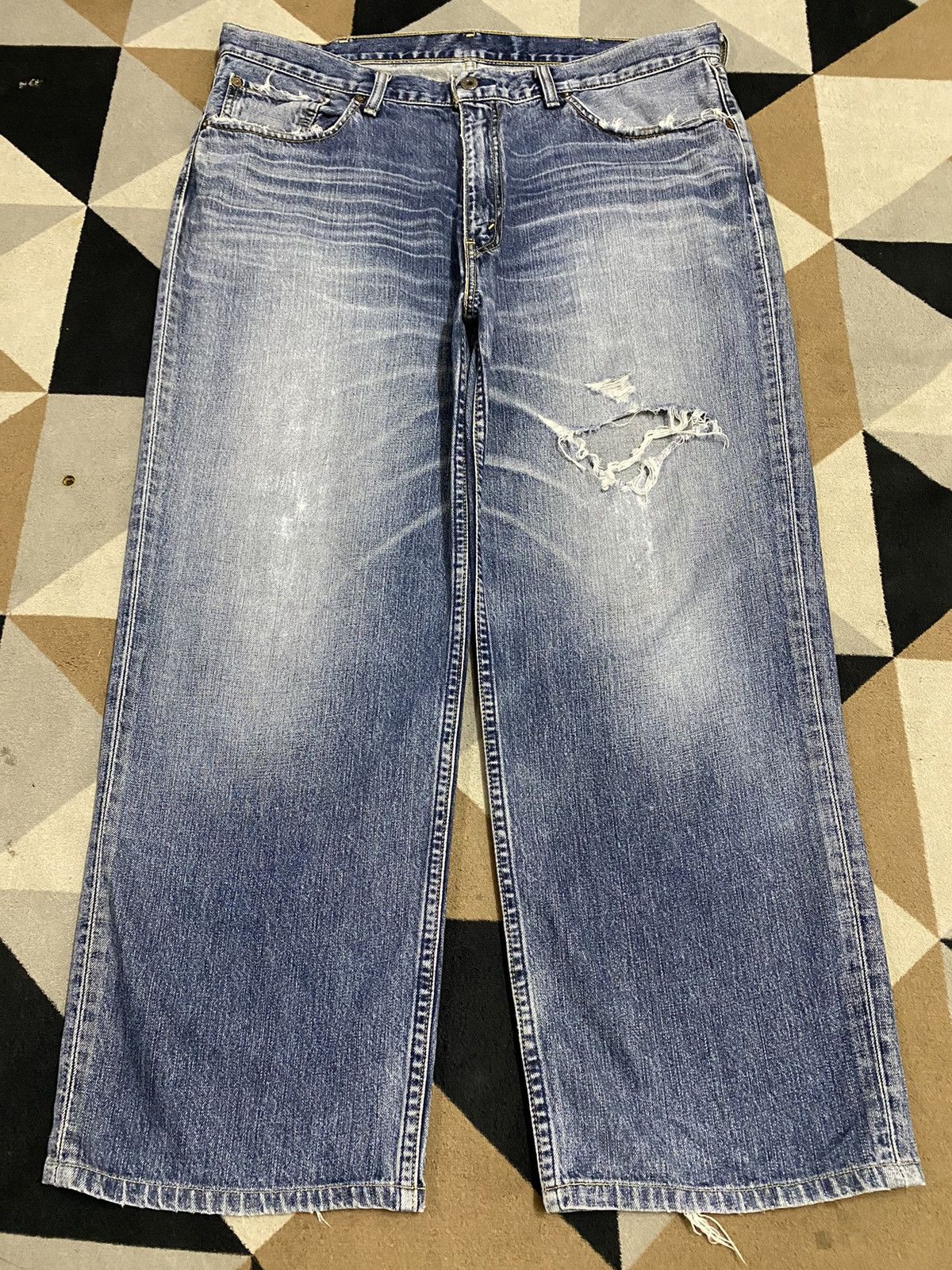 Levi's Vintage Levis502 90’s Button J41 Distressed Baggy Jeans Size US 38 / EU 54 - 1 Thumbnail